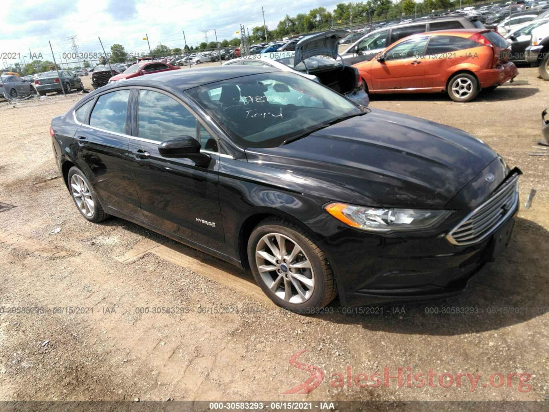 3FA6P0LU8HR231007 2017 FORD FUSION