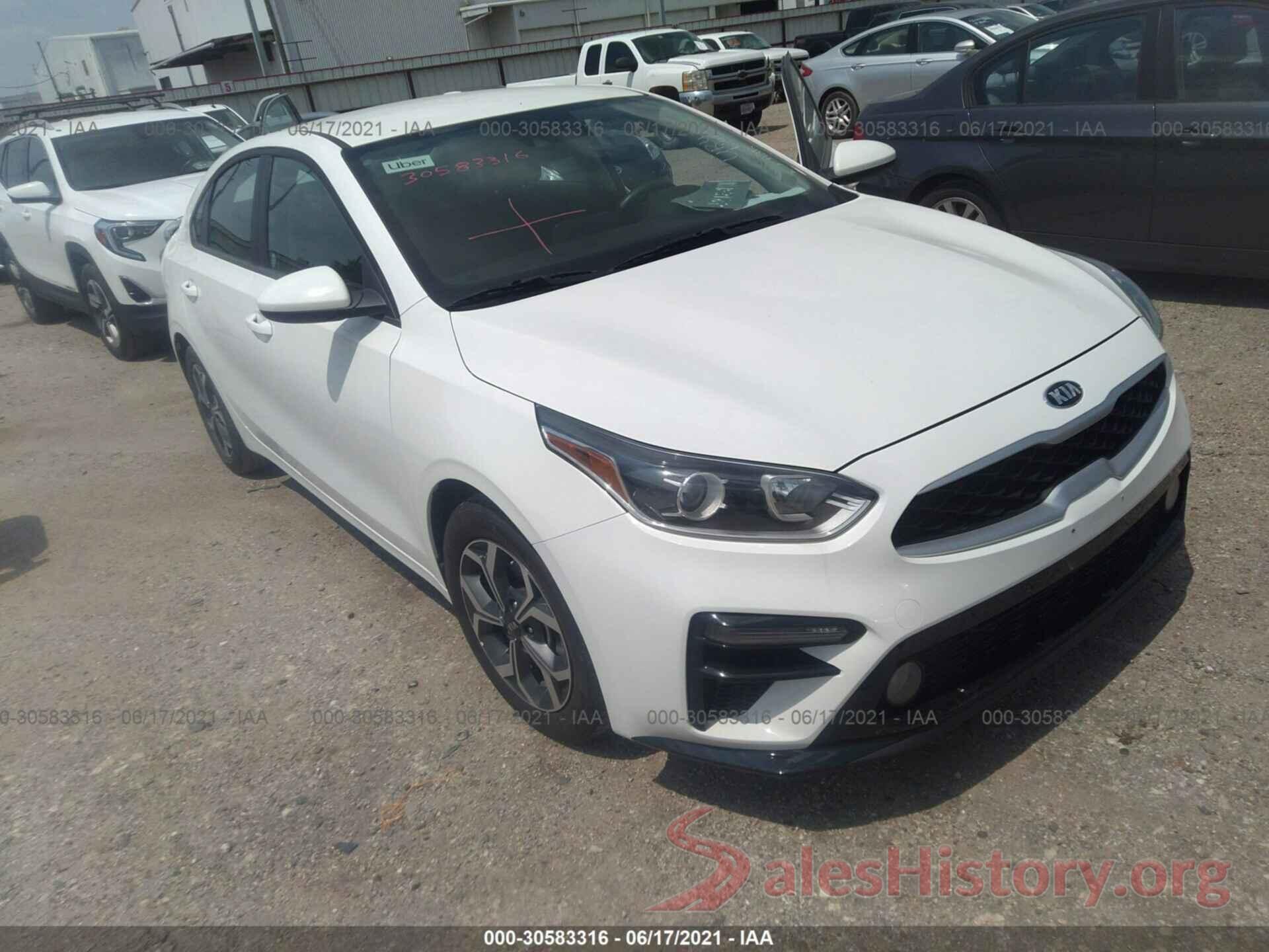 3KPF24AD4KE008657 2019 KIA FORTE