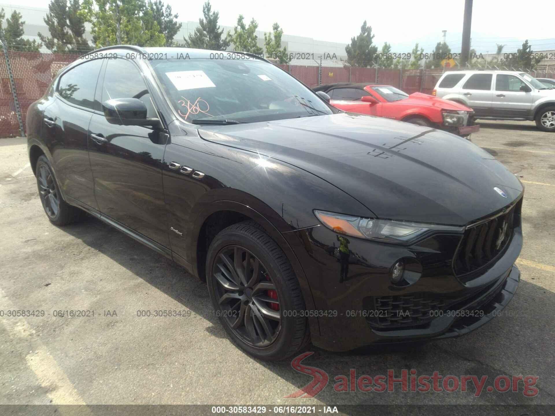 ZN661XUS3JX302000 2018 MASERATI LEVANTE