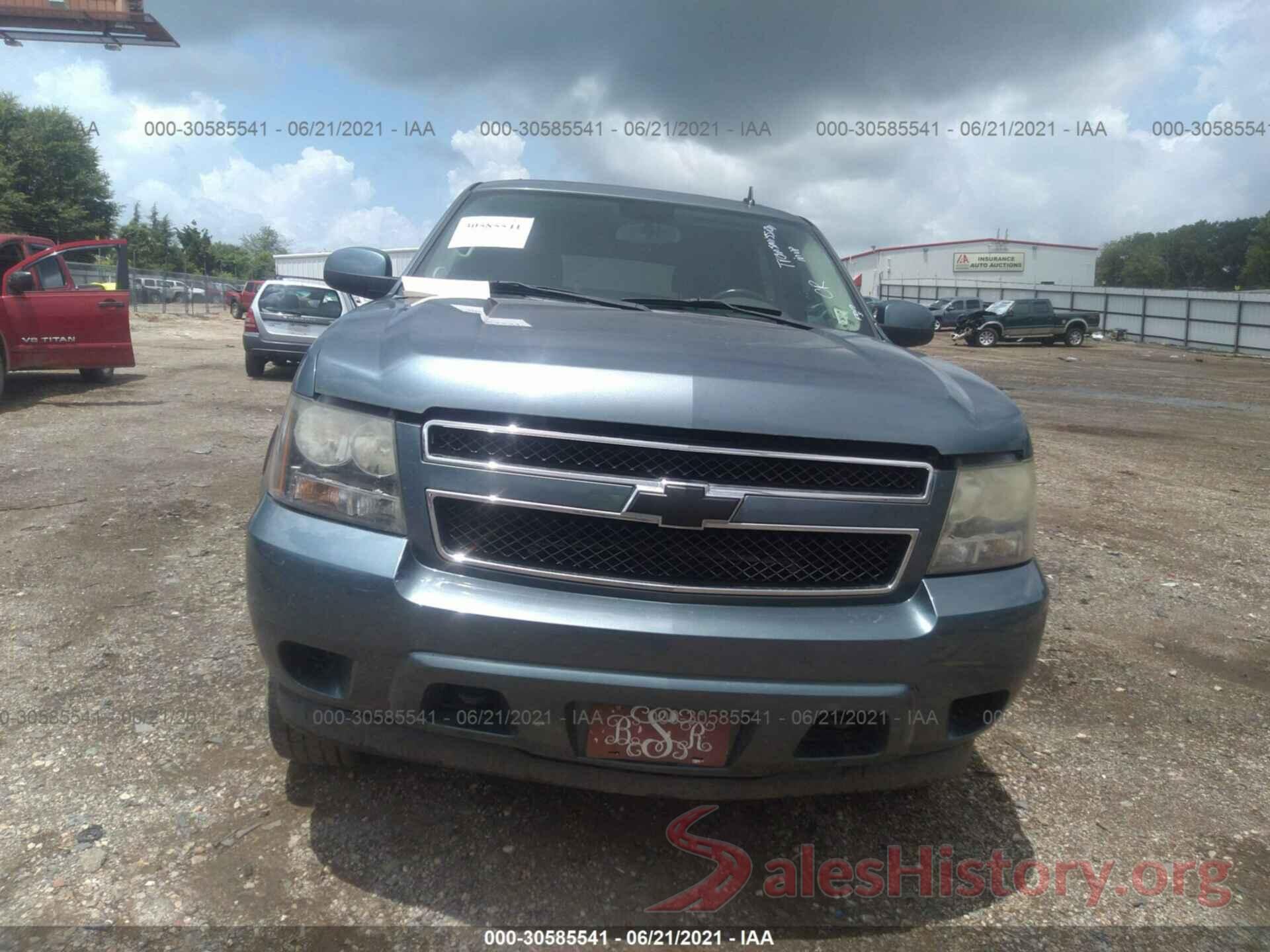 1C4NJCBA2HD186476 2010 CHEVROLET TAHOE