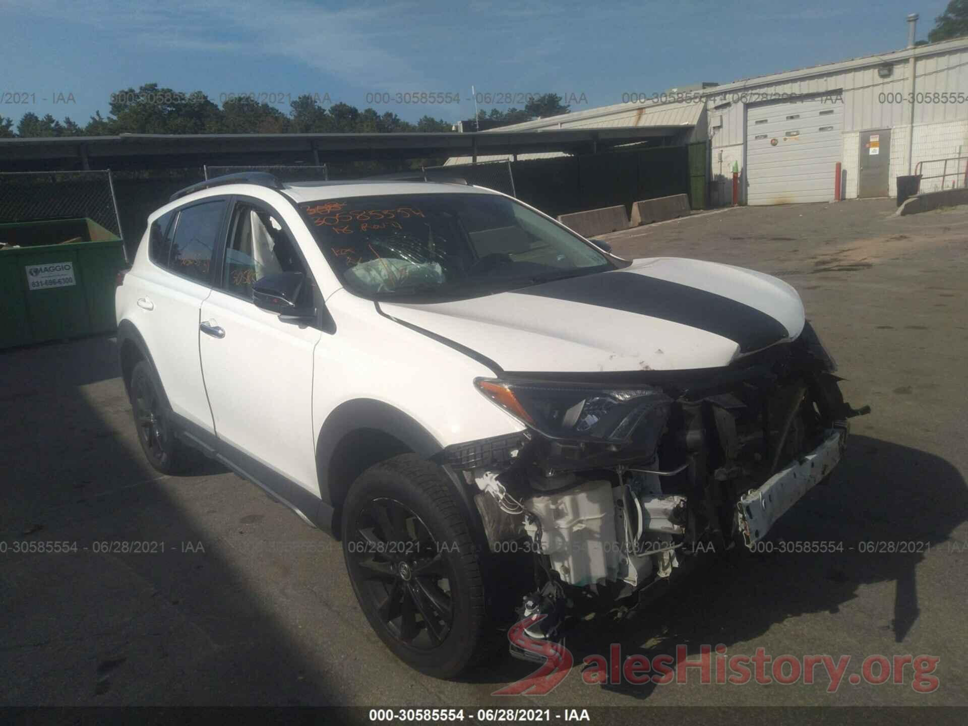 2T3RFREV5JW728702 2018 TOYOTA RAV4