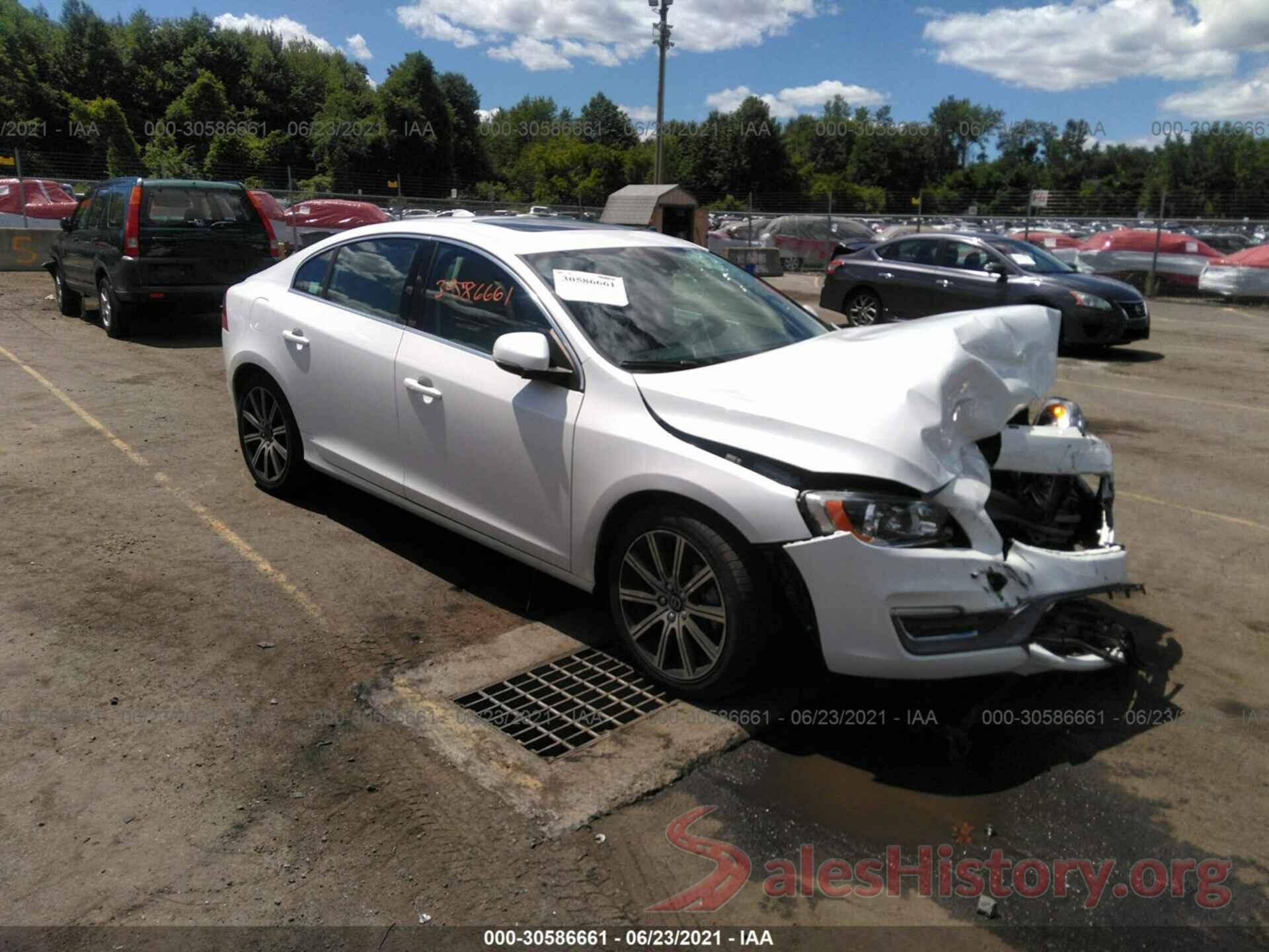 LYV402TK8JB166071 2018 VOLVO S60