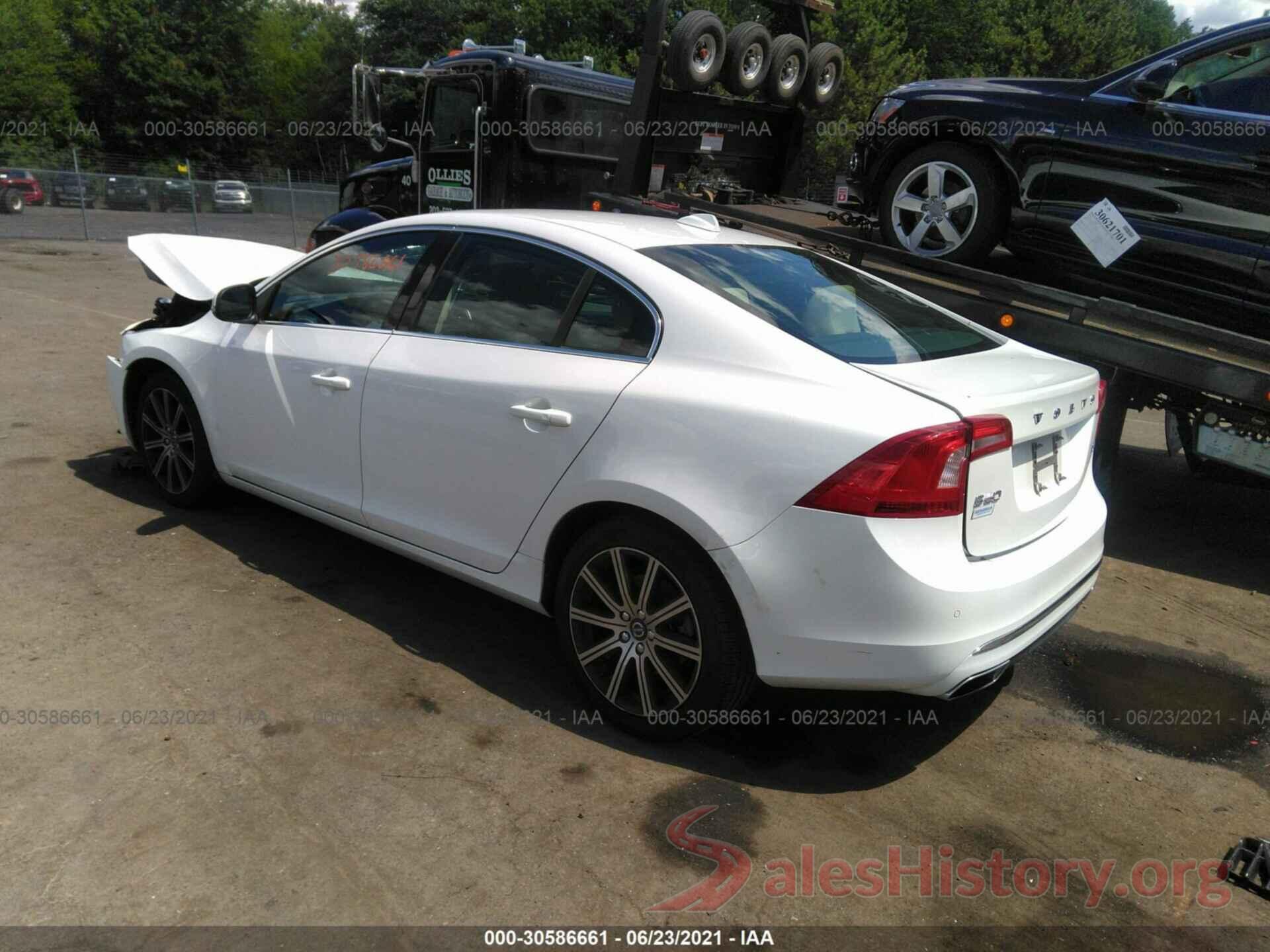 LYV402TK8JB166071 2018 VOLVO S60