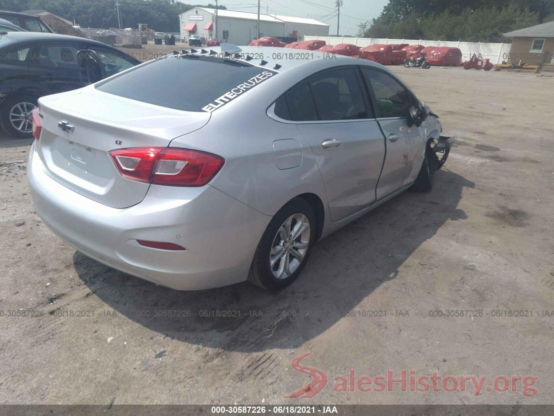 1G1BE5SM4K7132737 2019 CHEVROLET CRUZE