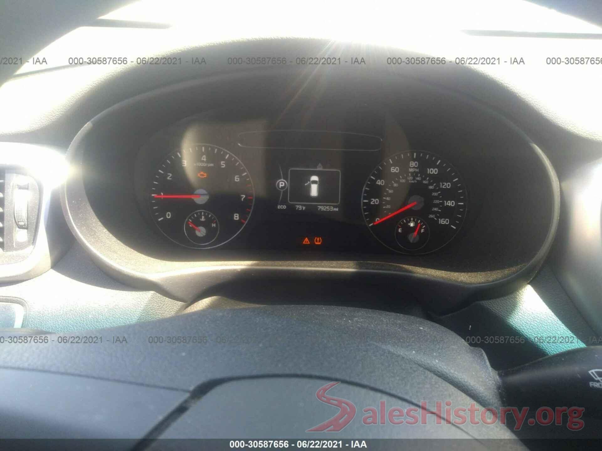 5XYPGDA30JG349570 2018 KIA SORENTO