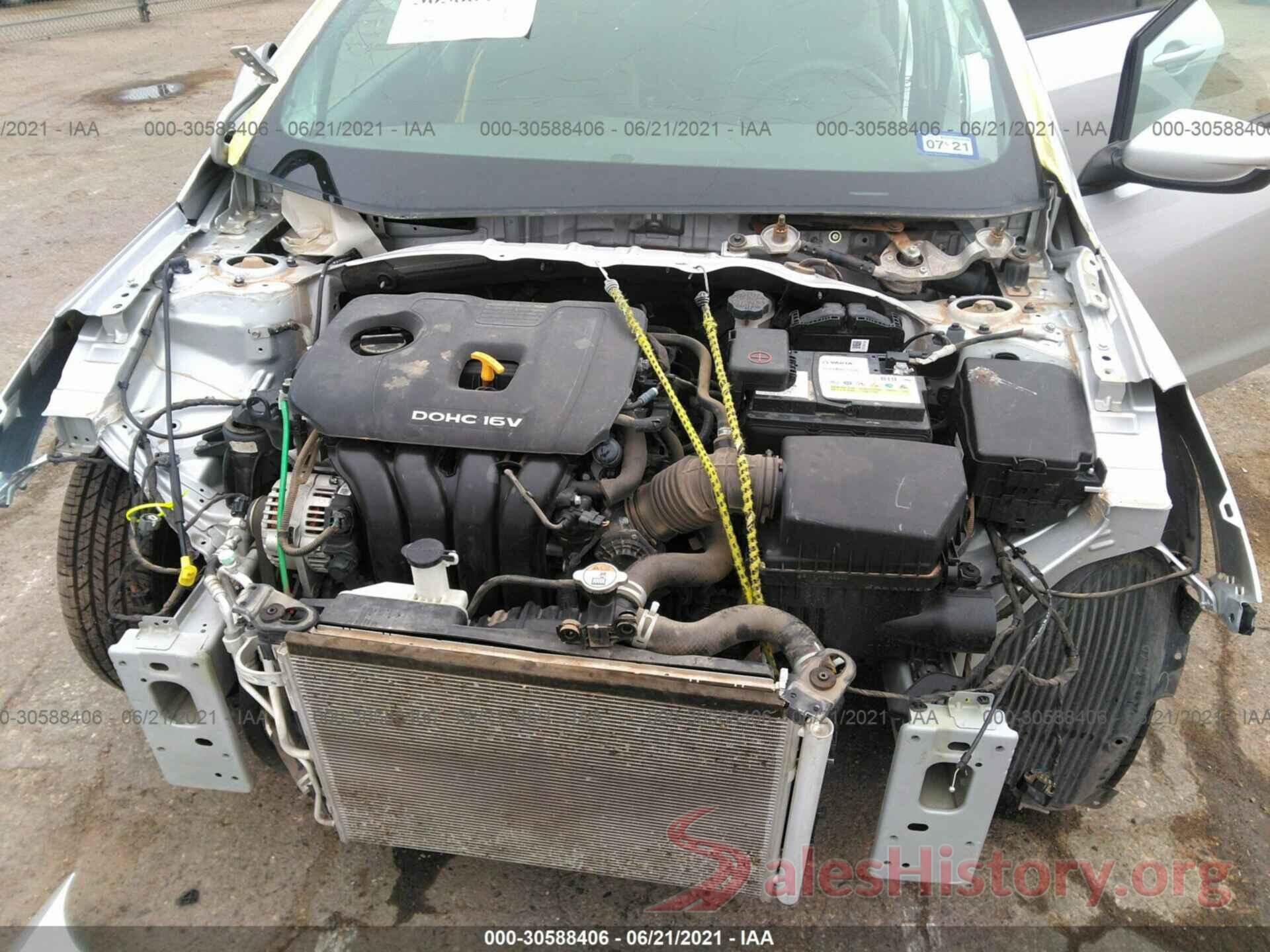 3KPFK4A7XJE227521 2018 KIA FORTE