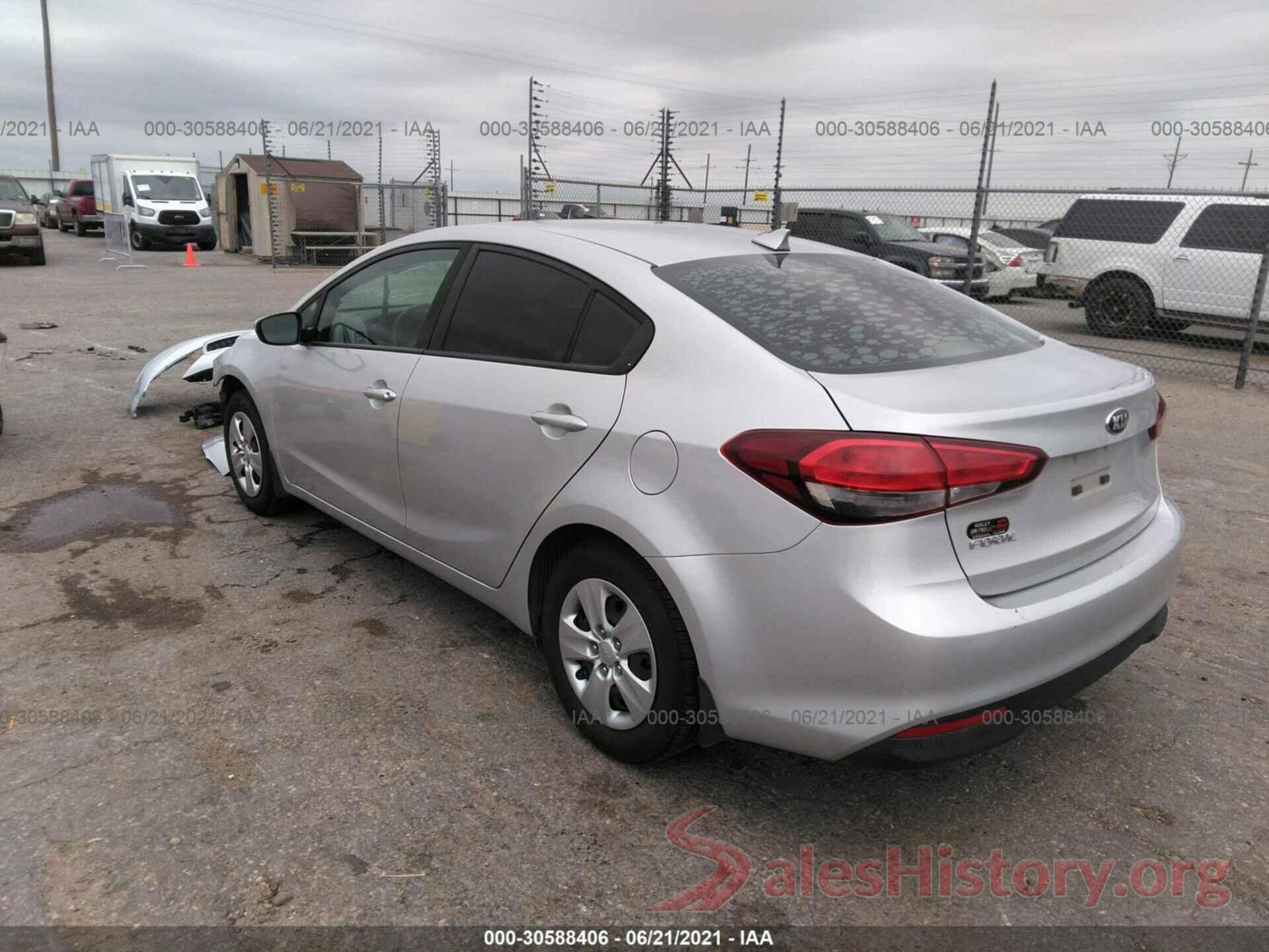 3KPFK4A7XJE227521 2018 KIA FORTE