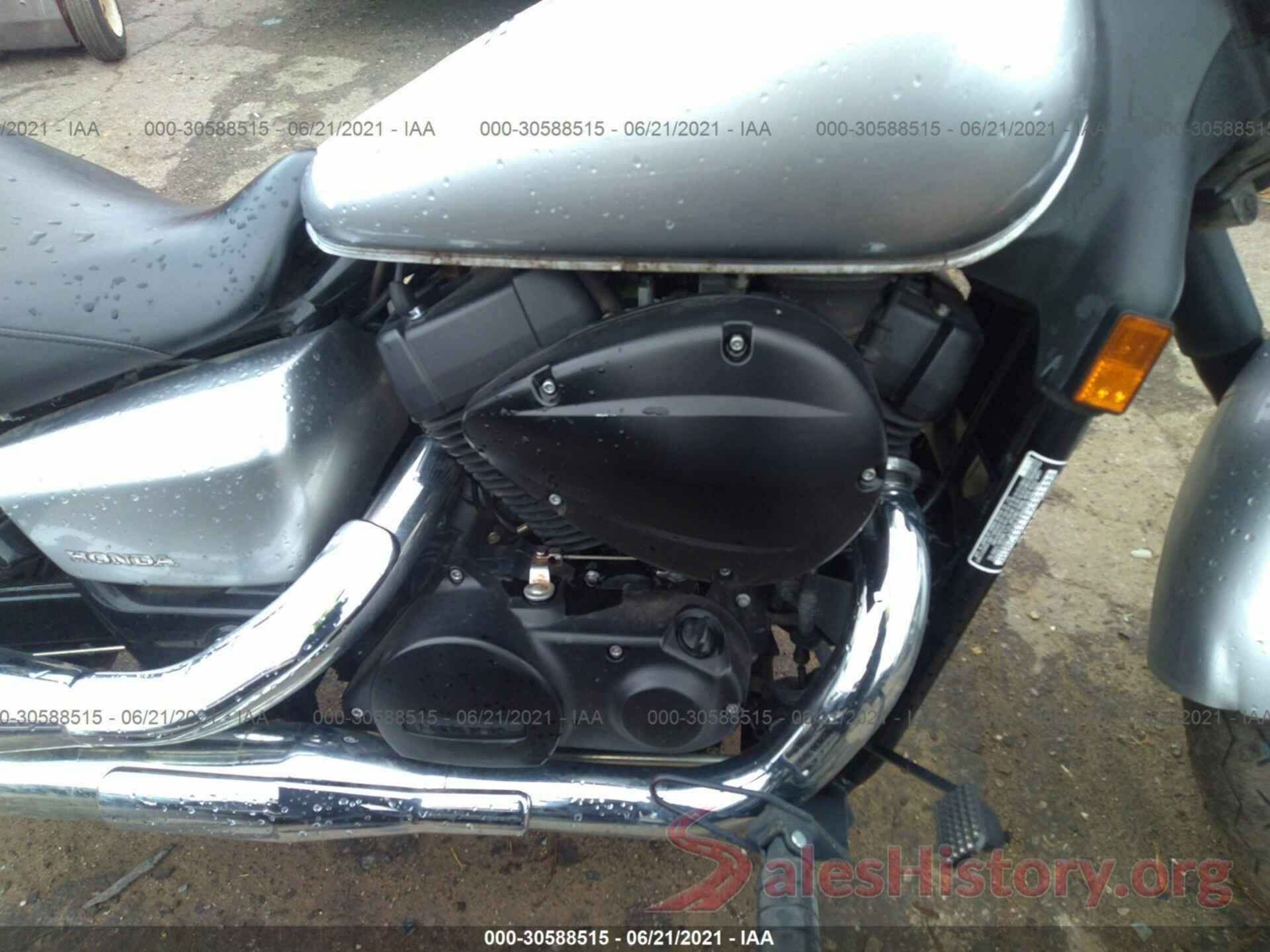 JH2RC5377FK501590 2015 HONDA VT750