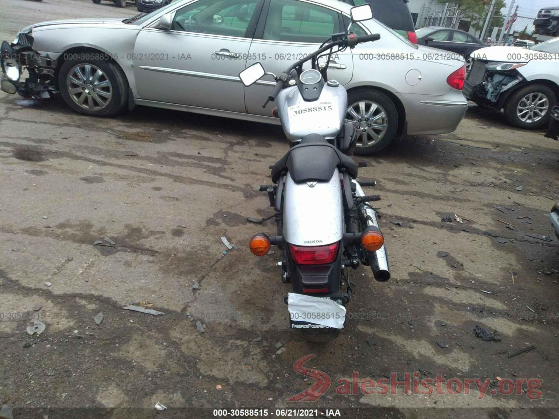 JH2RC5377FK501590 2015 HONDA VT750