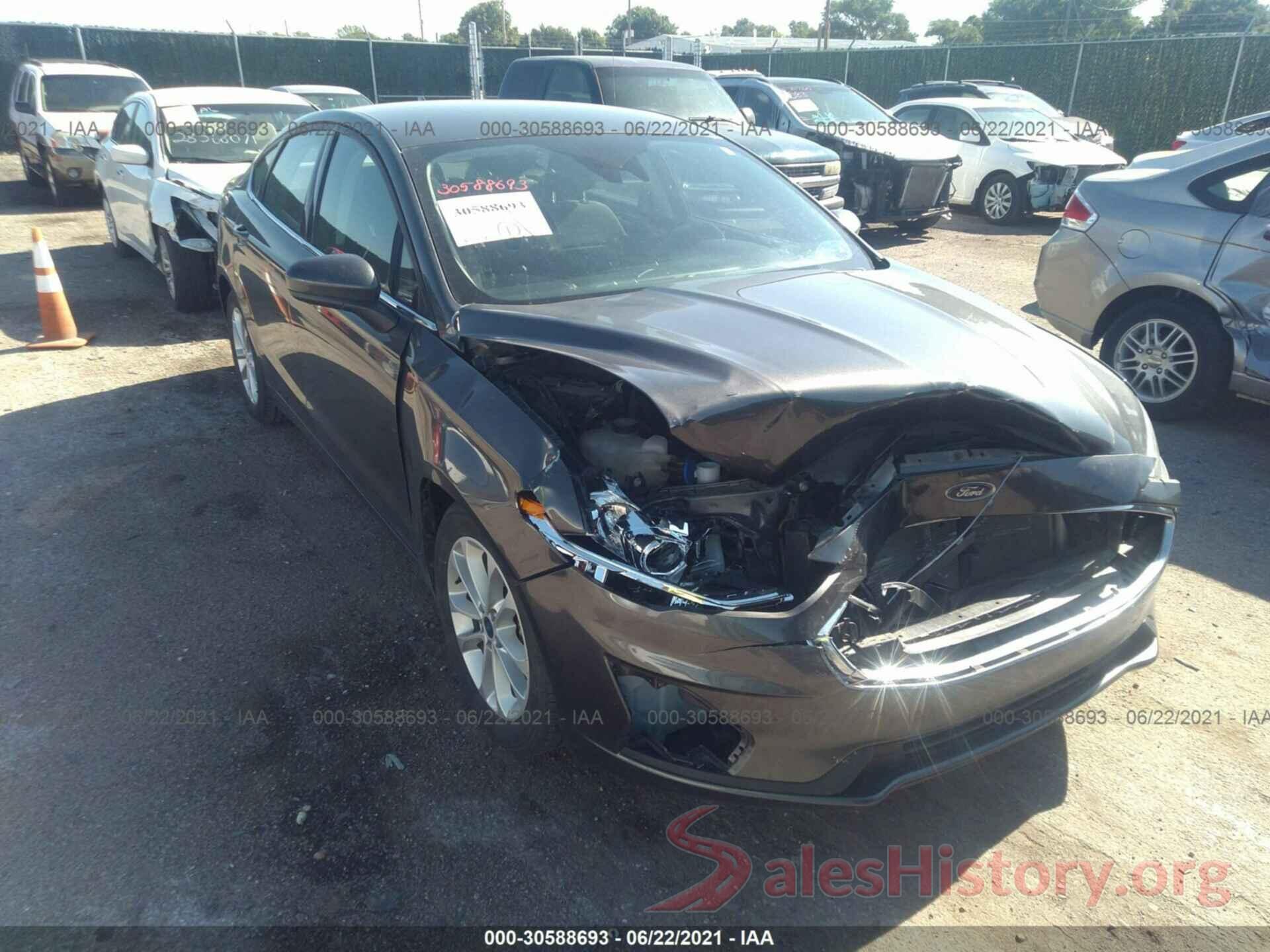 3FA6P0HDXKR103335 2019 FORD FUSION