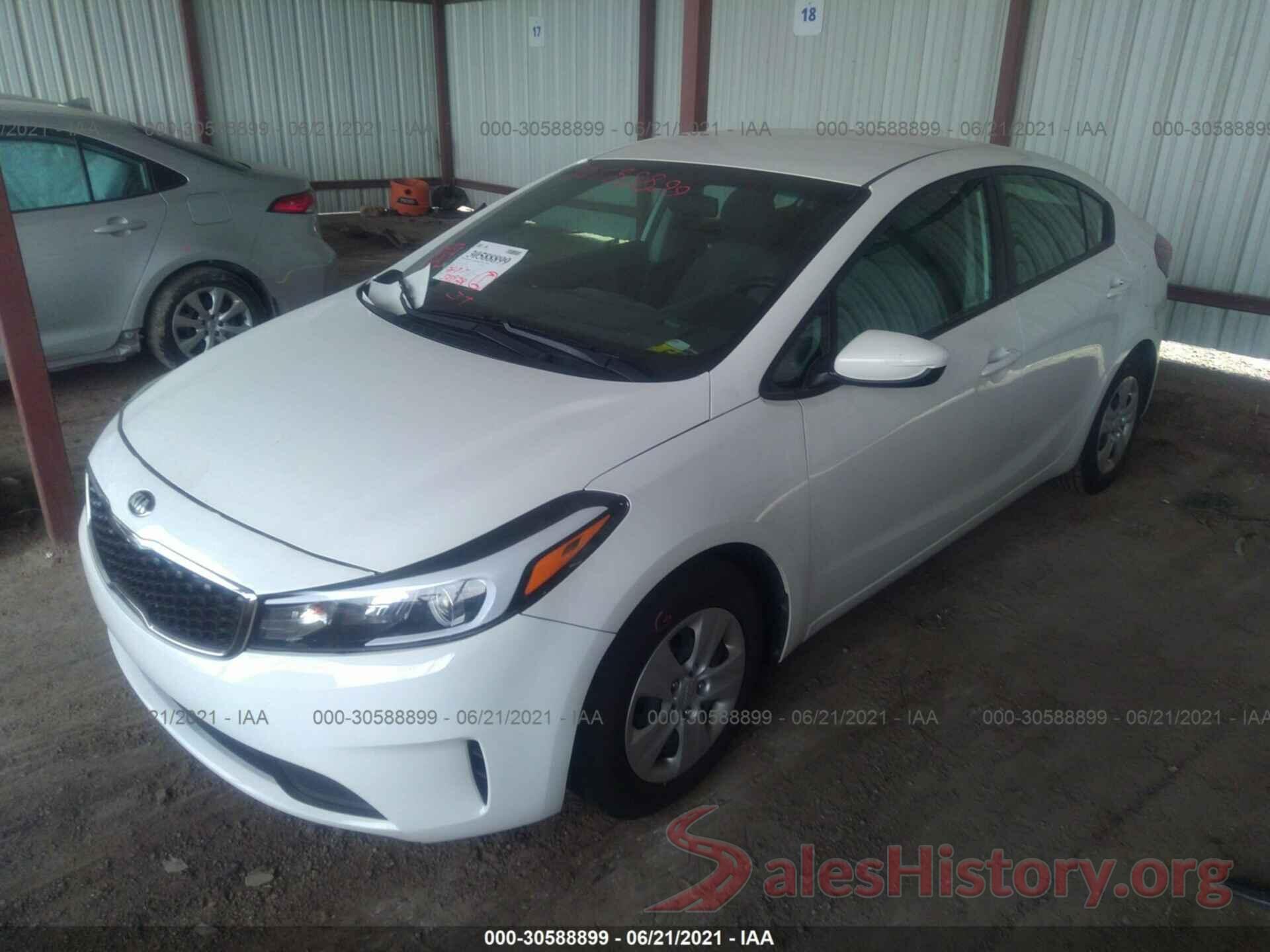 3KPFK4A71JE185305 2018 KIA FORTE