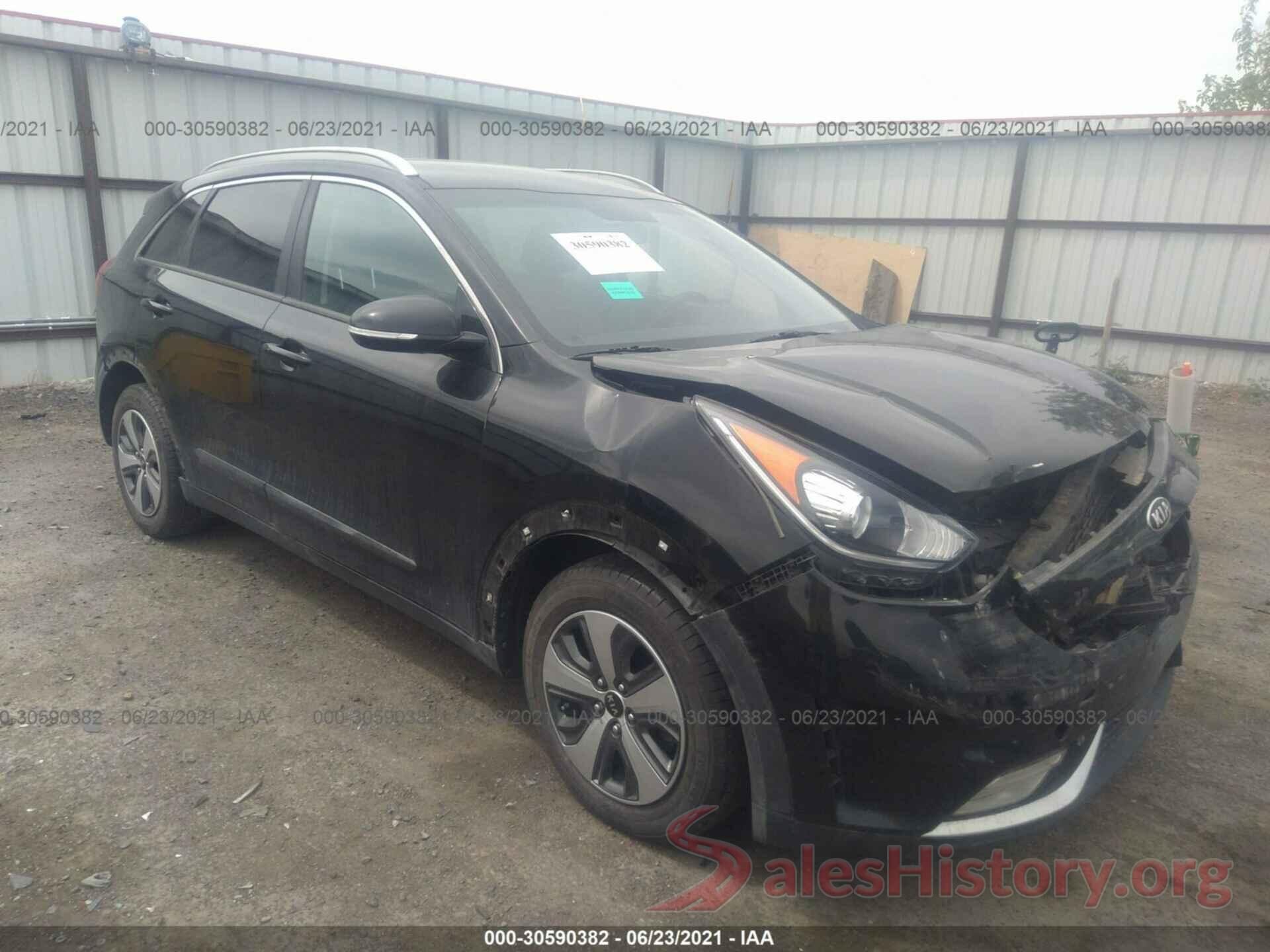 KNDCC3LC6H5082343 2017 KIA NIRO