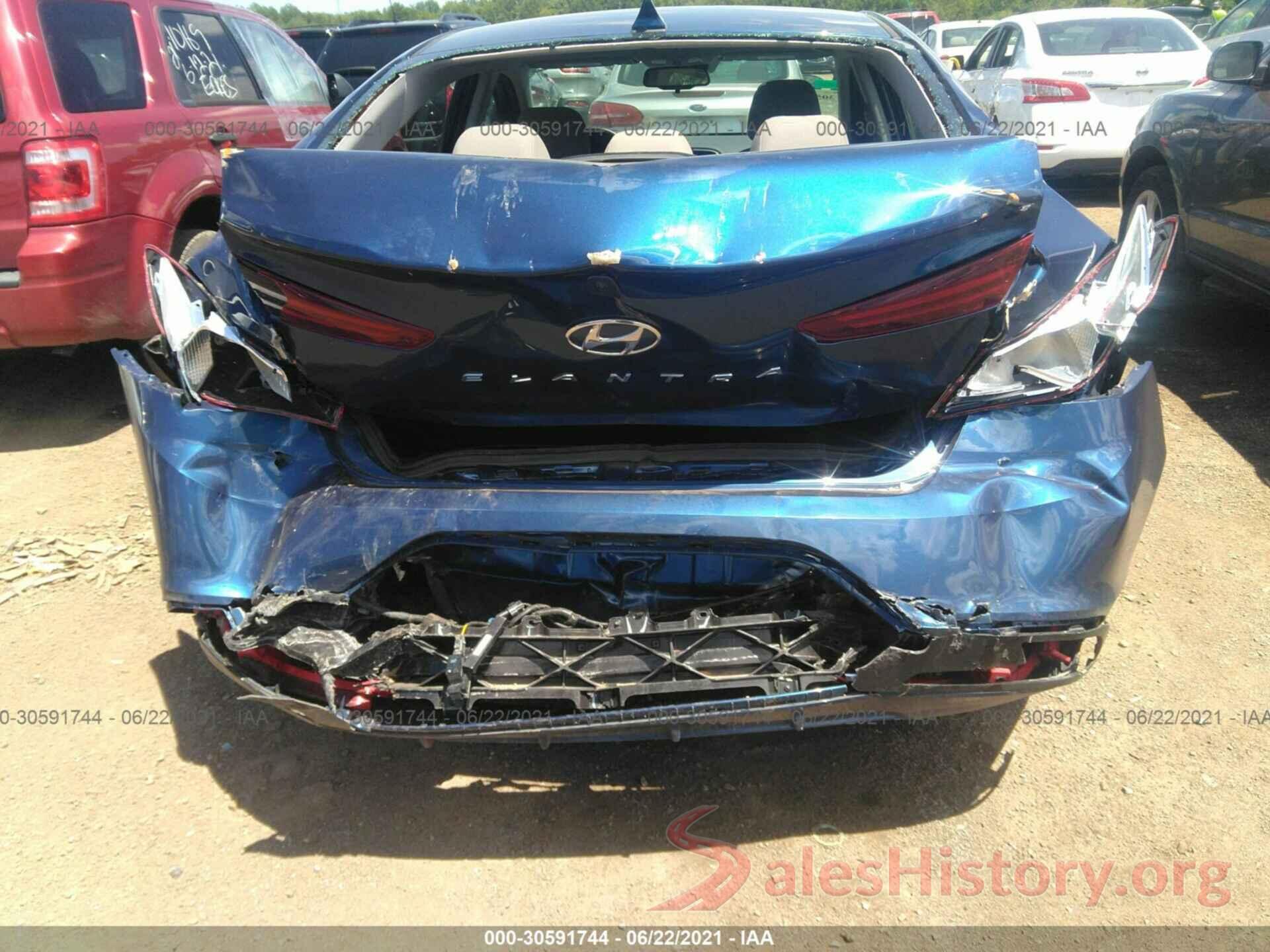 5NPD84LF8KH496916 2019 HYUNDAI ELANTRA