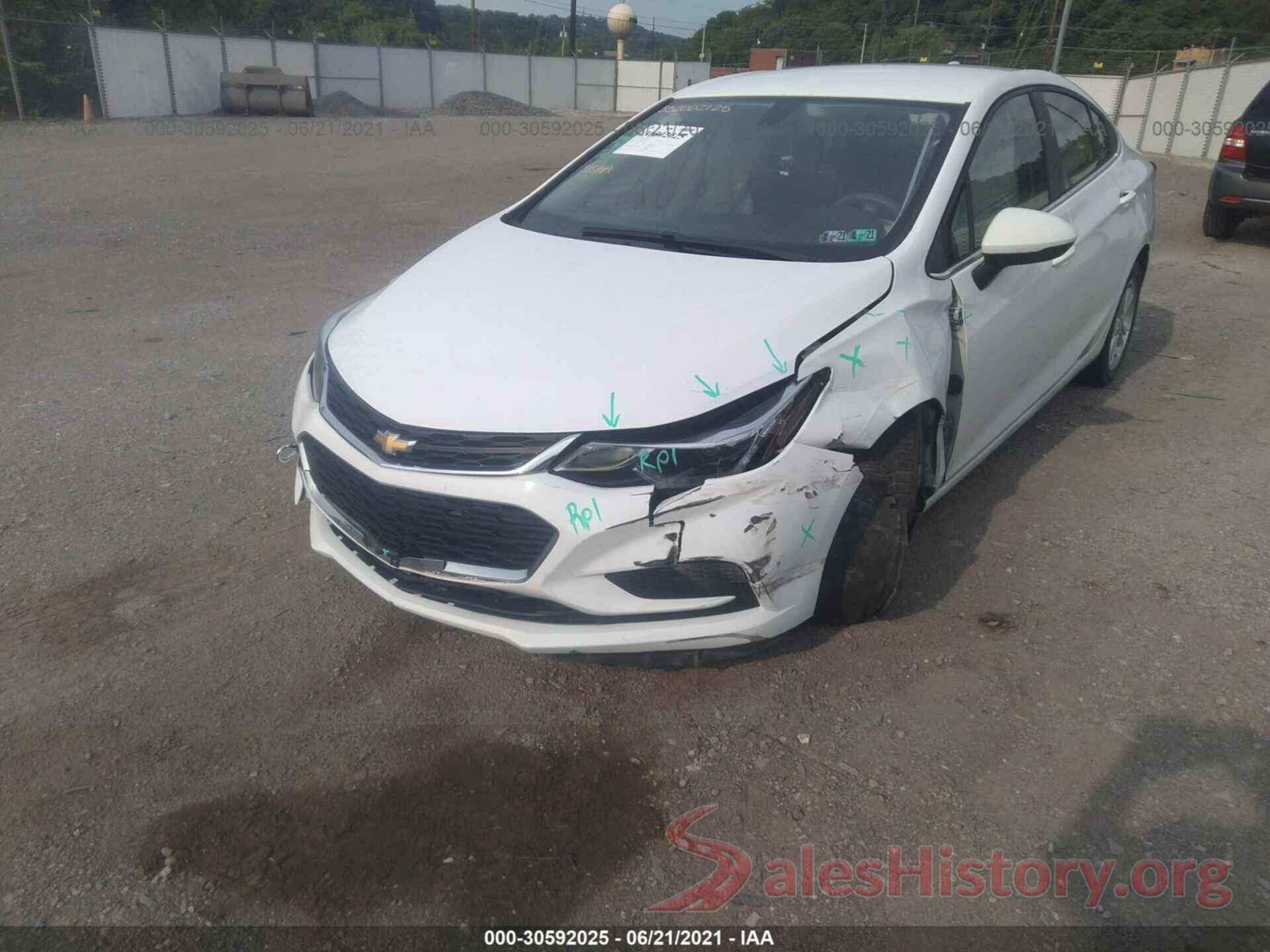 1G1BE5SM9J7195637 2018 CHEVROLET CRUZE