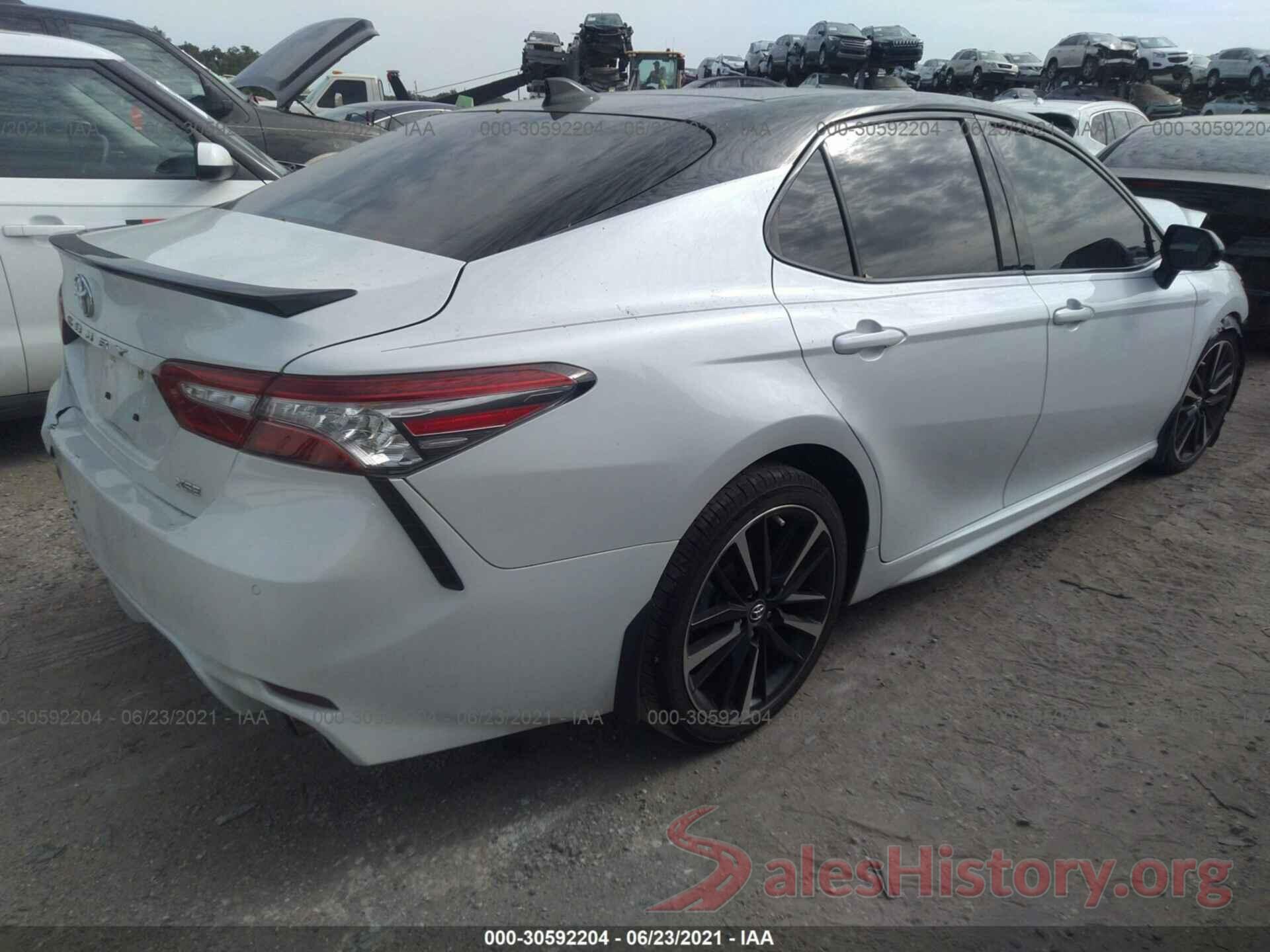 4T1BZ1HK8JU011750 2018 TOYOTA CAMRY