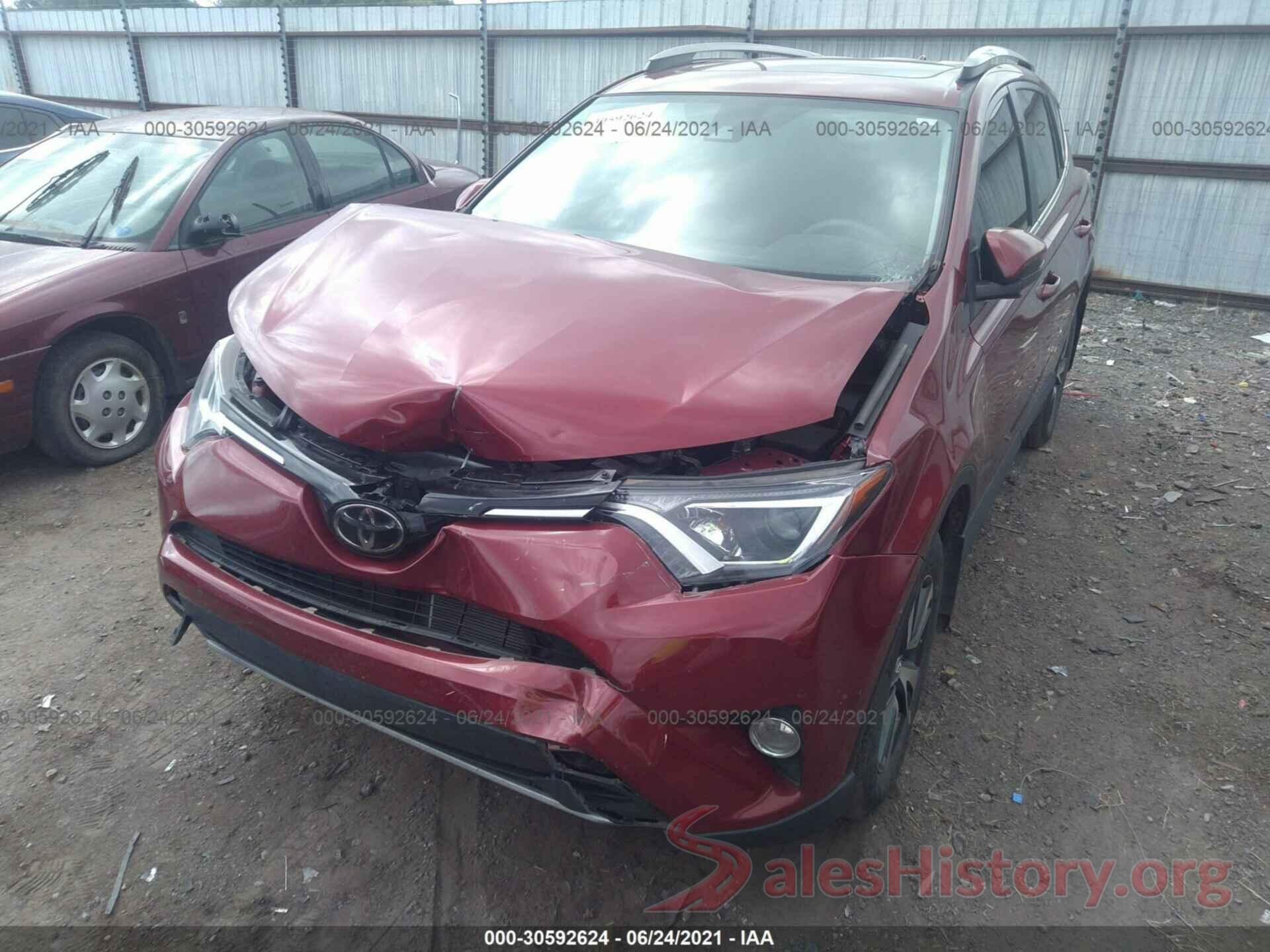 2T3WFREV9JW490467 2018 TOYOTA RAV4