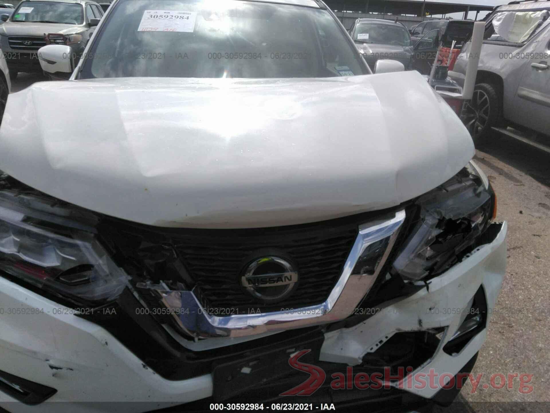 JN8AT2MT4JW470000 2018 NISSAN ROGUE