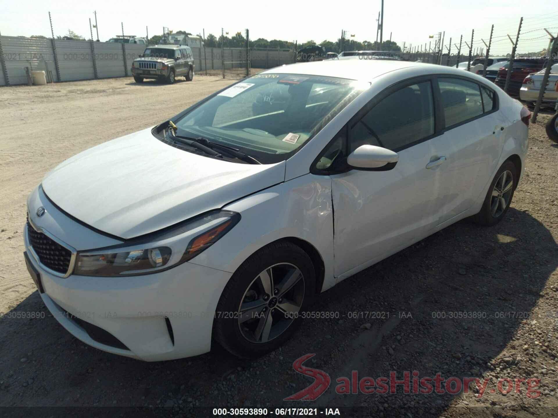 3KPFL4A7XJE274495 2018 KIA FORTE