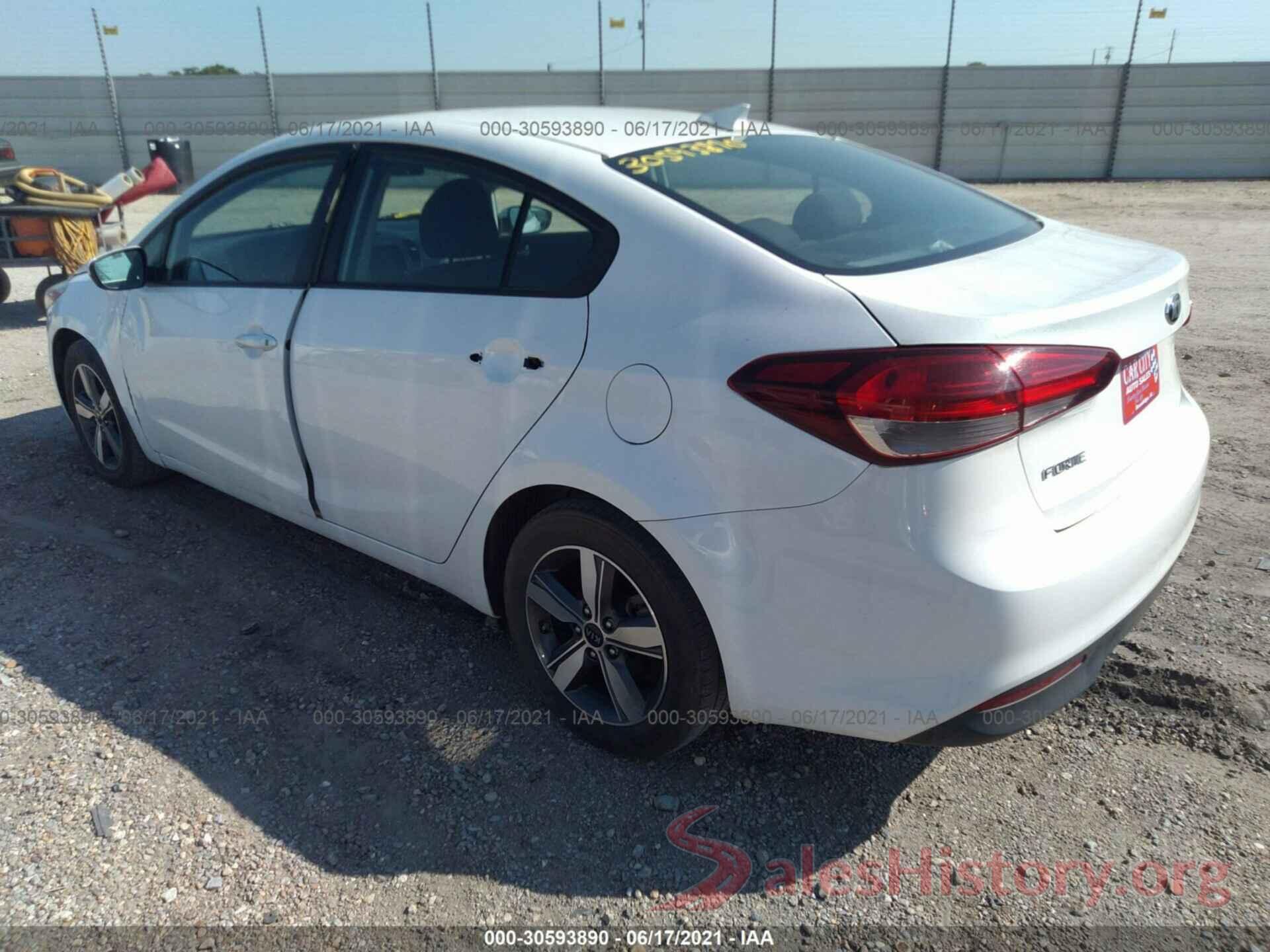 3KPFL4A7XJE274495 2018 KIA FORTE