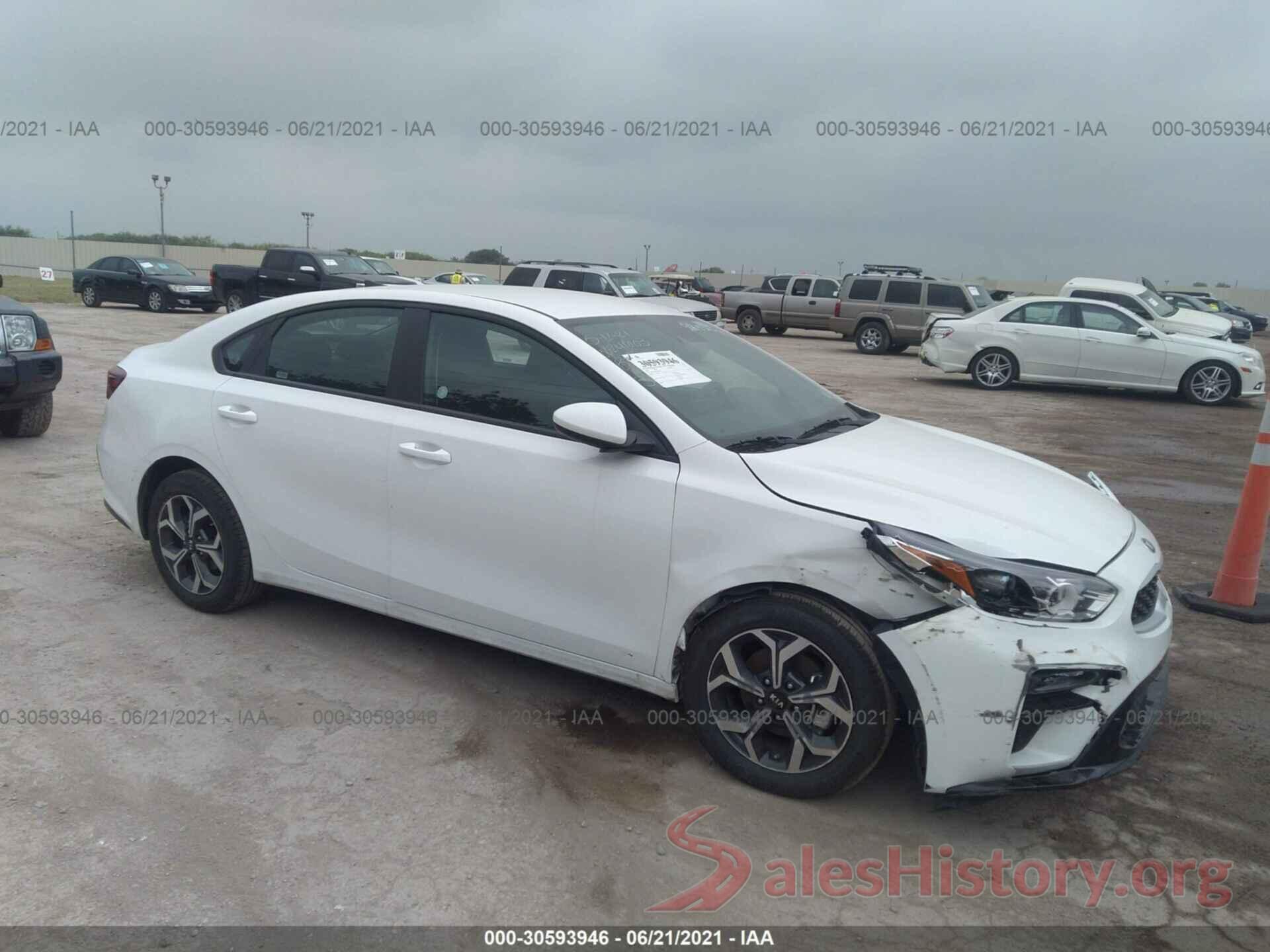 3KPF24AD5ME309263 2021 KIA FORTE