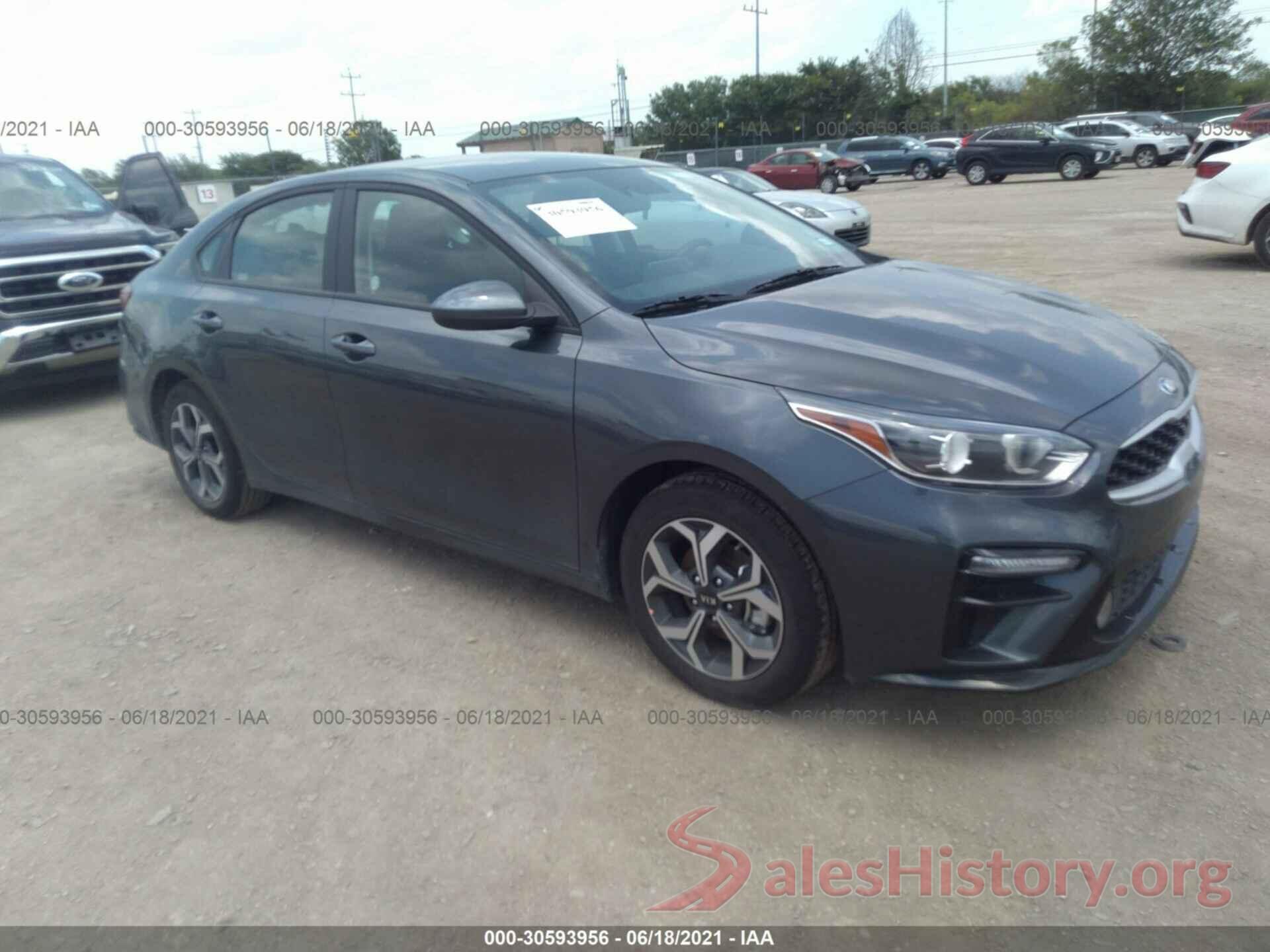 3KPF24ADXME337866 2021 KIA FORTE