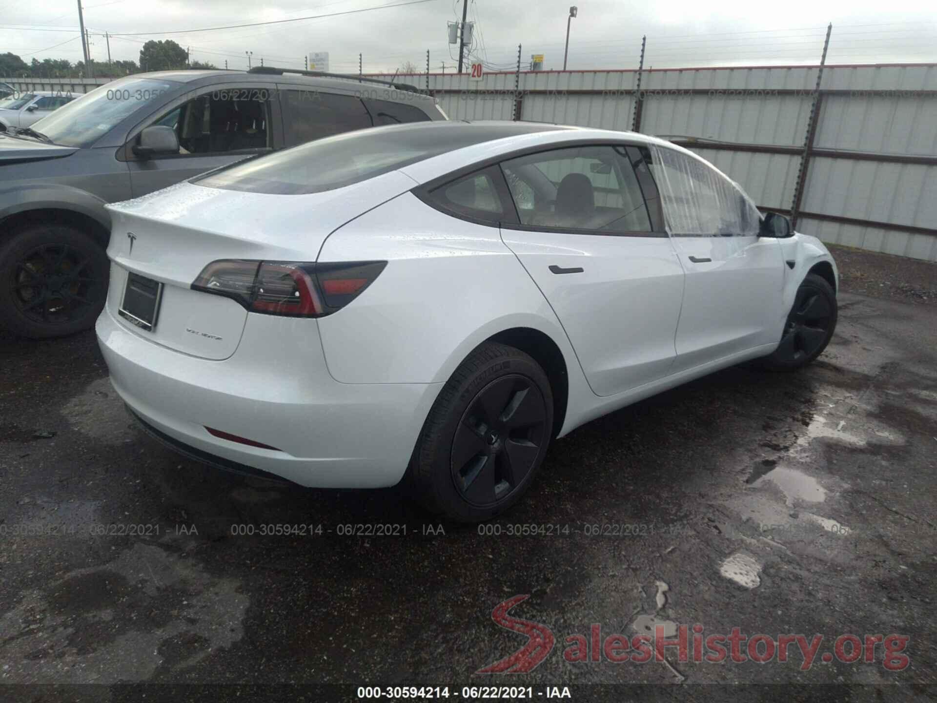 5YJ3E1EB4MF983433 2021 TESLA MODEL 3