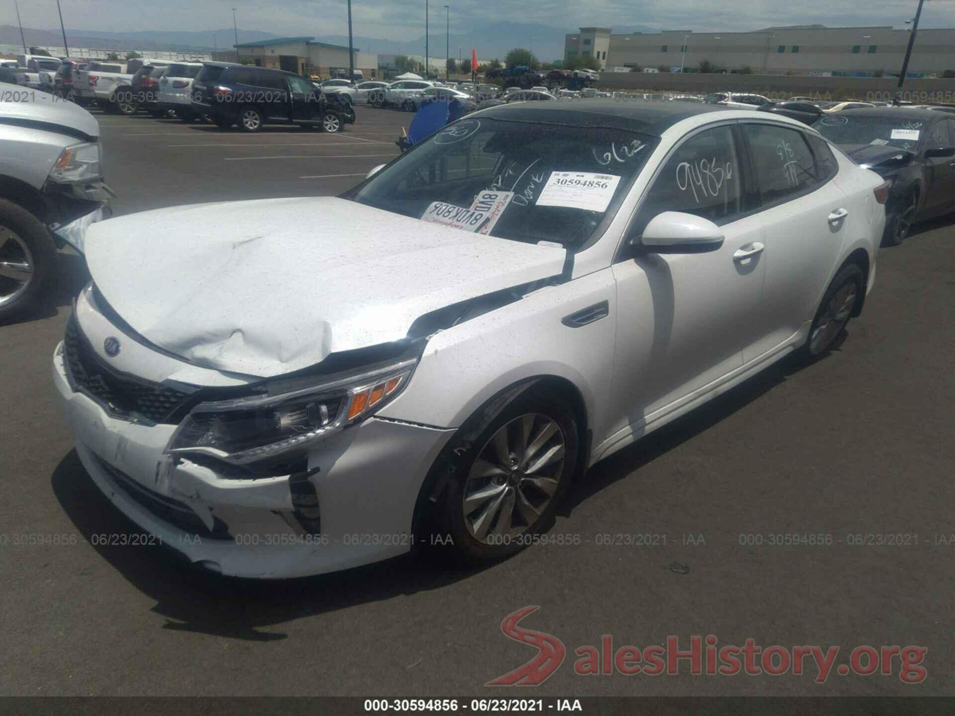 5XXGU4L35JG228561 2018 KIA OPTIMA