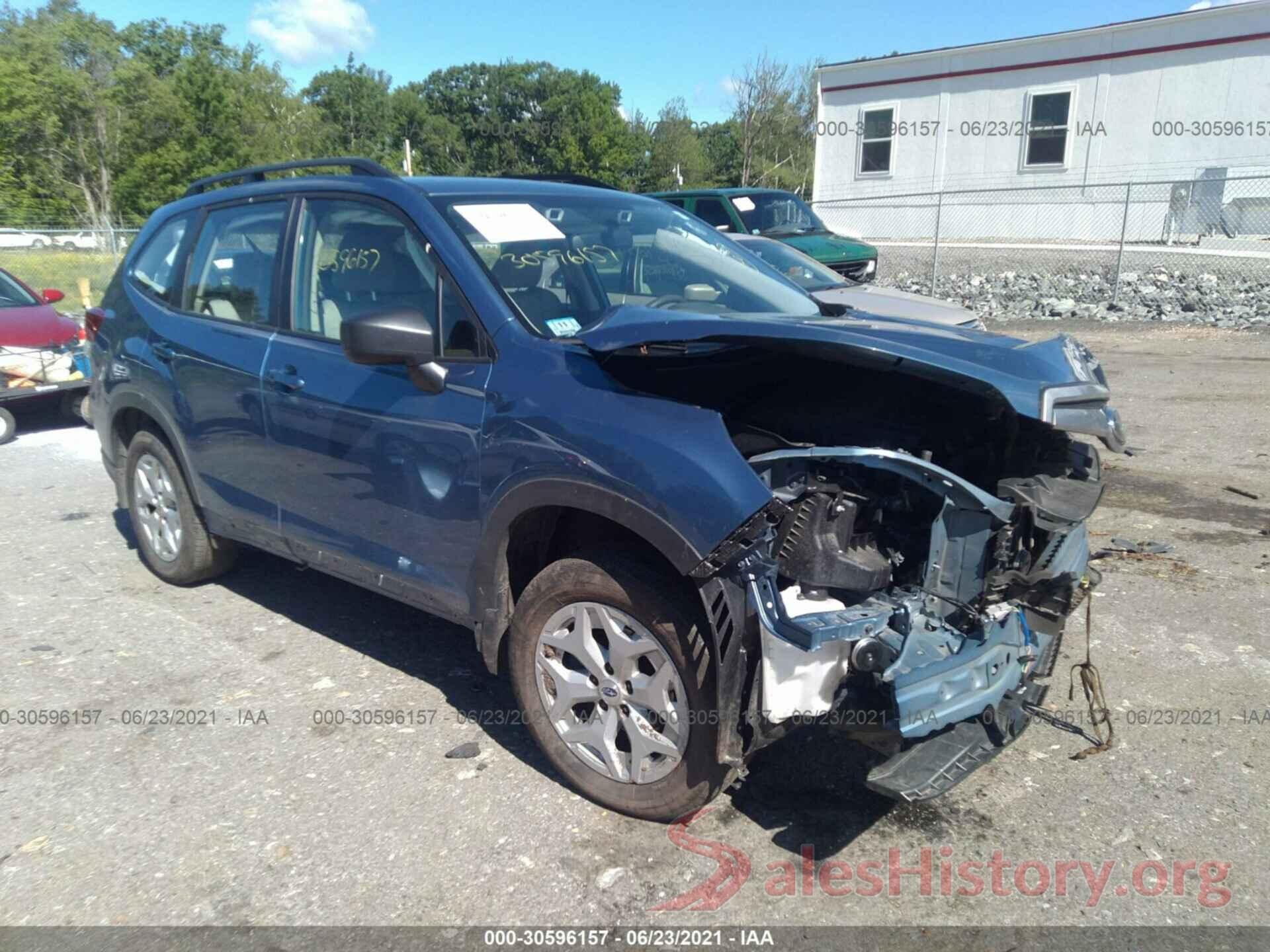 JF2SKADC2LH402493 2020 SUBARU FORESTER