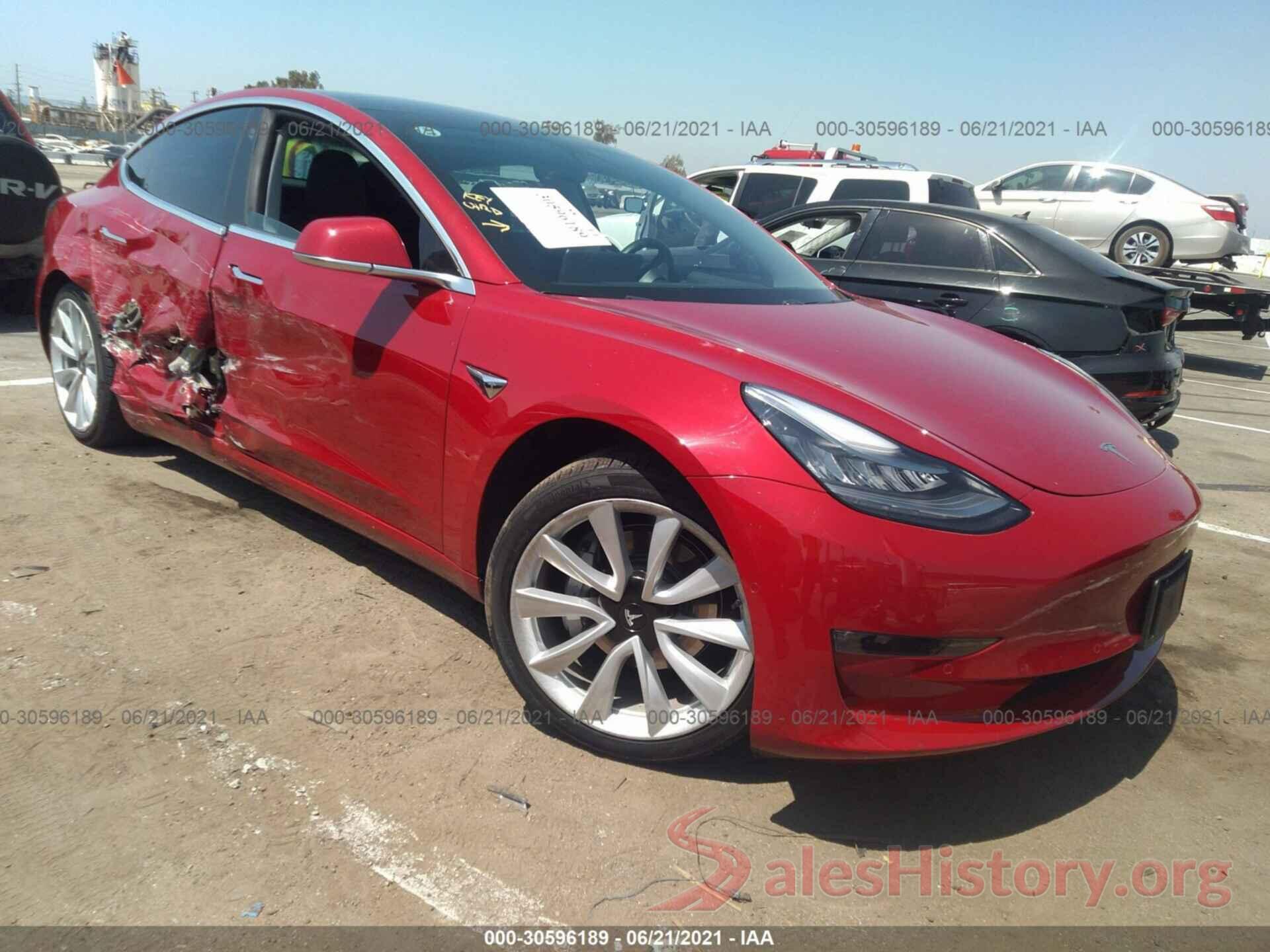 5YJ3E1EA8JF102722 2018 TESLA MODEL 3