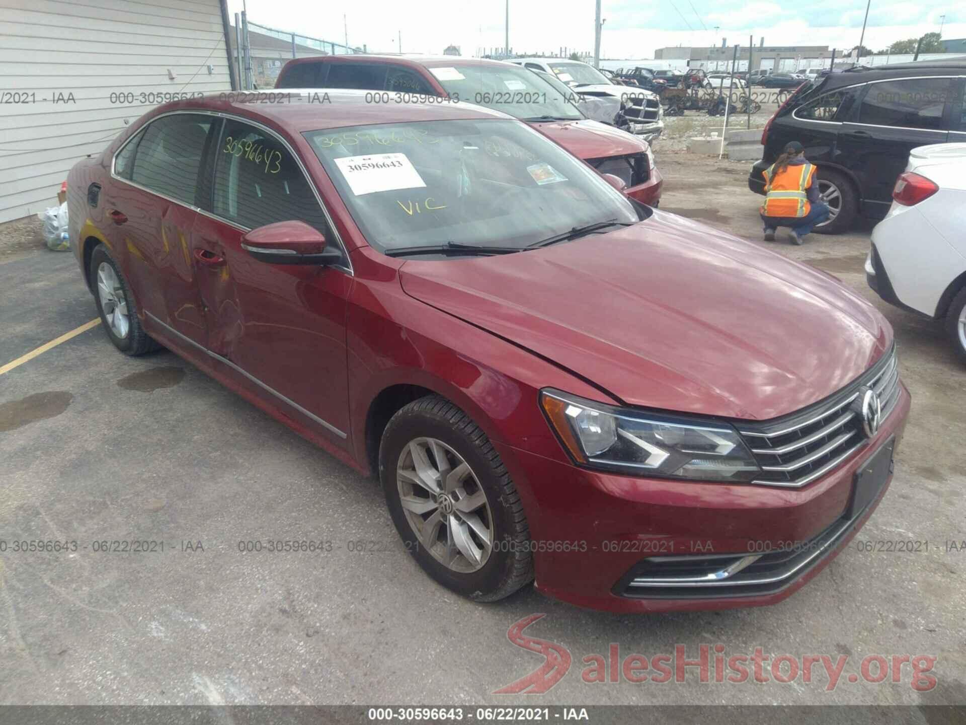 1VWAT7A34GC046367 2016 VOLKSWAGEN PASSAT