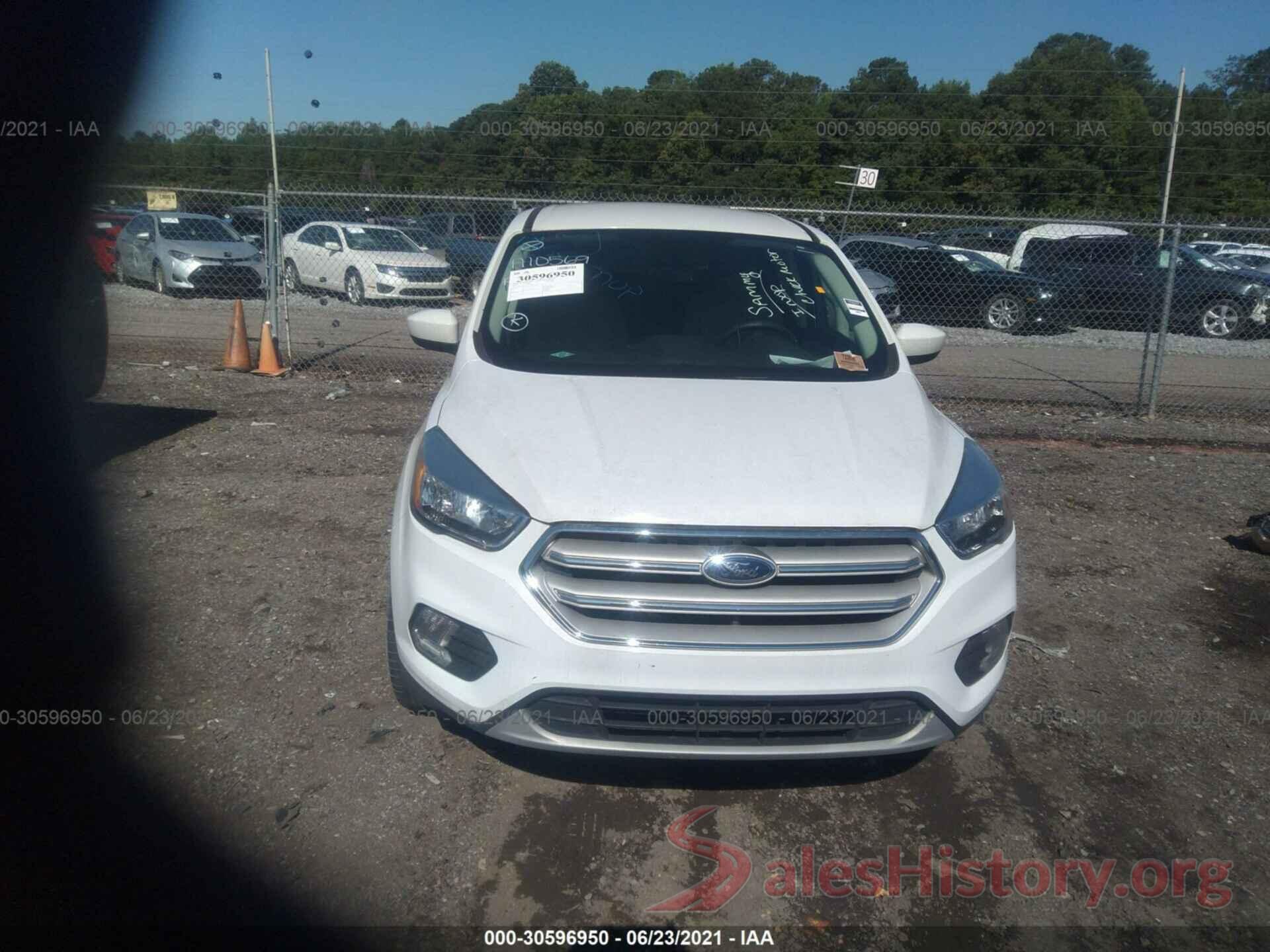 1FMCU0GD3KUA10569 2019 FORD ESCAPE