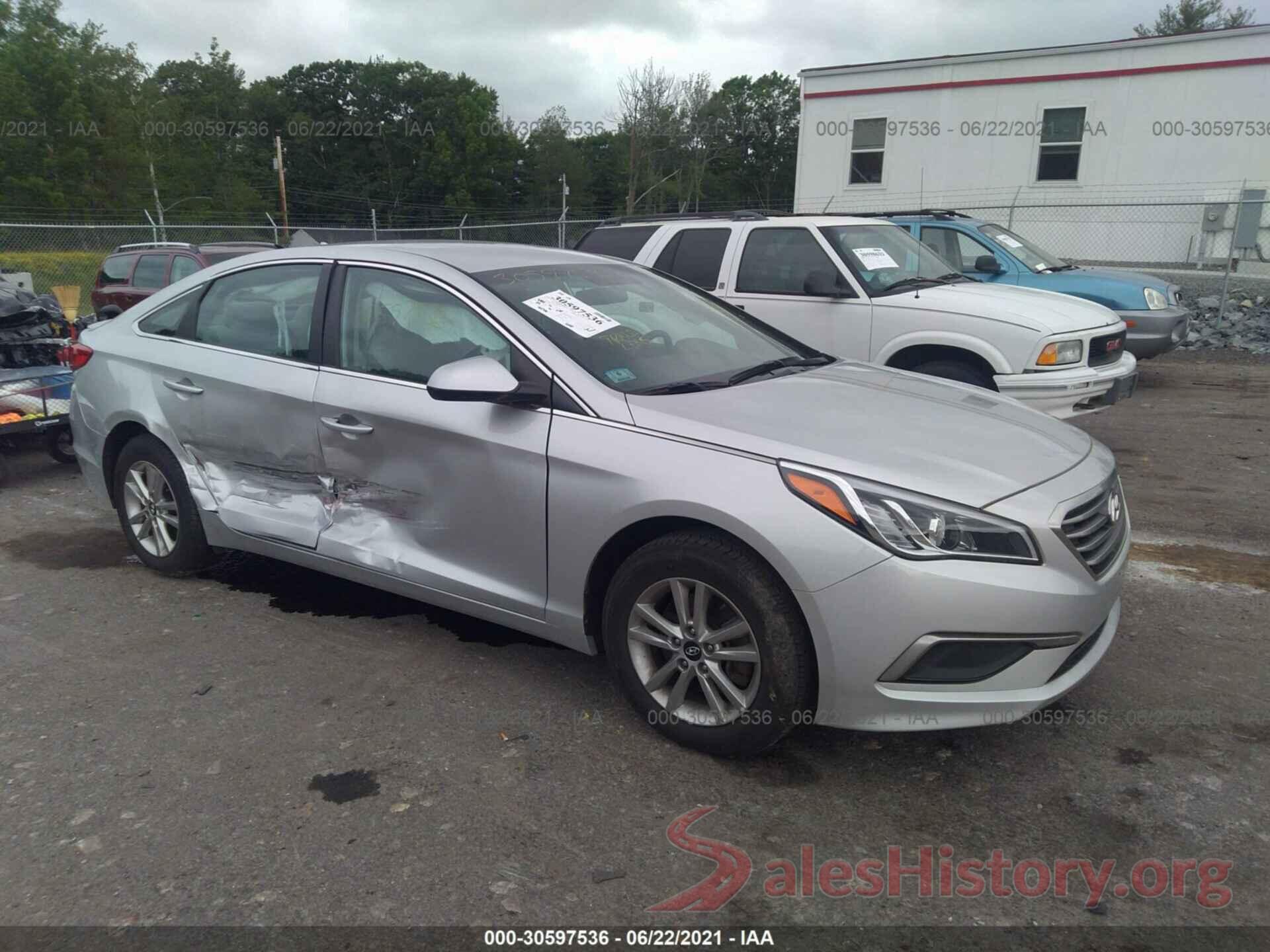 5NPE24AF3HH523392 2017 HYUNDAI SONATA