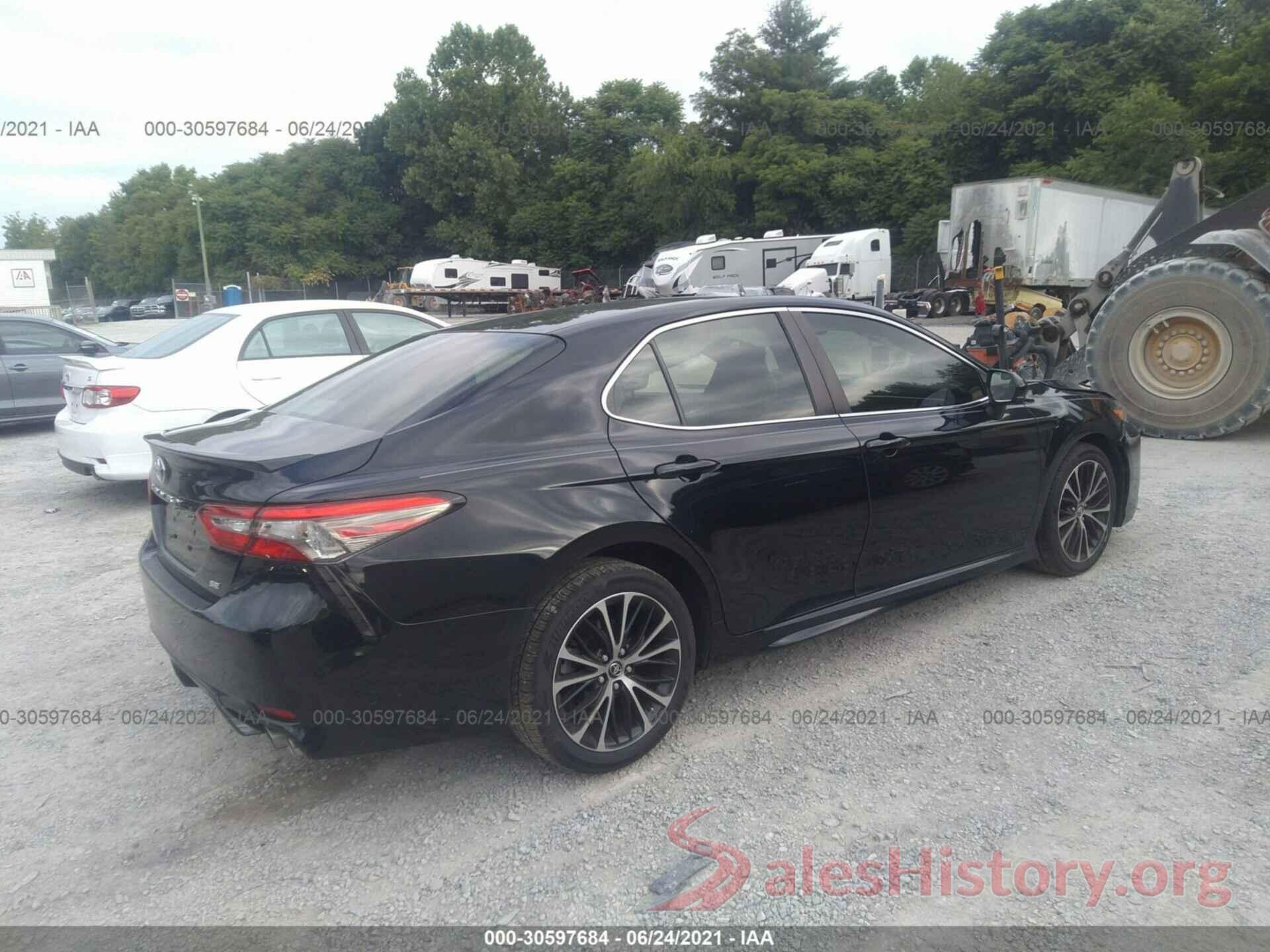 JTNB11HK0J3050006 2018 TOYOTA CAMRY