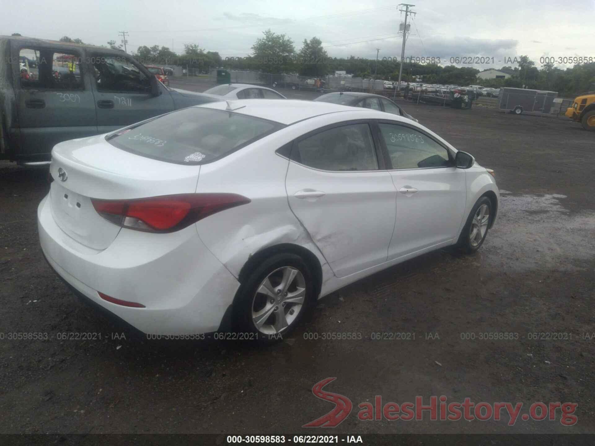 5NPDH4AE4GH723469 2016 HYUNDAI ELANTRA