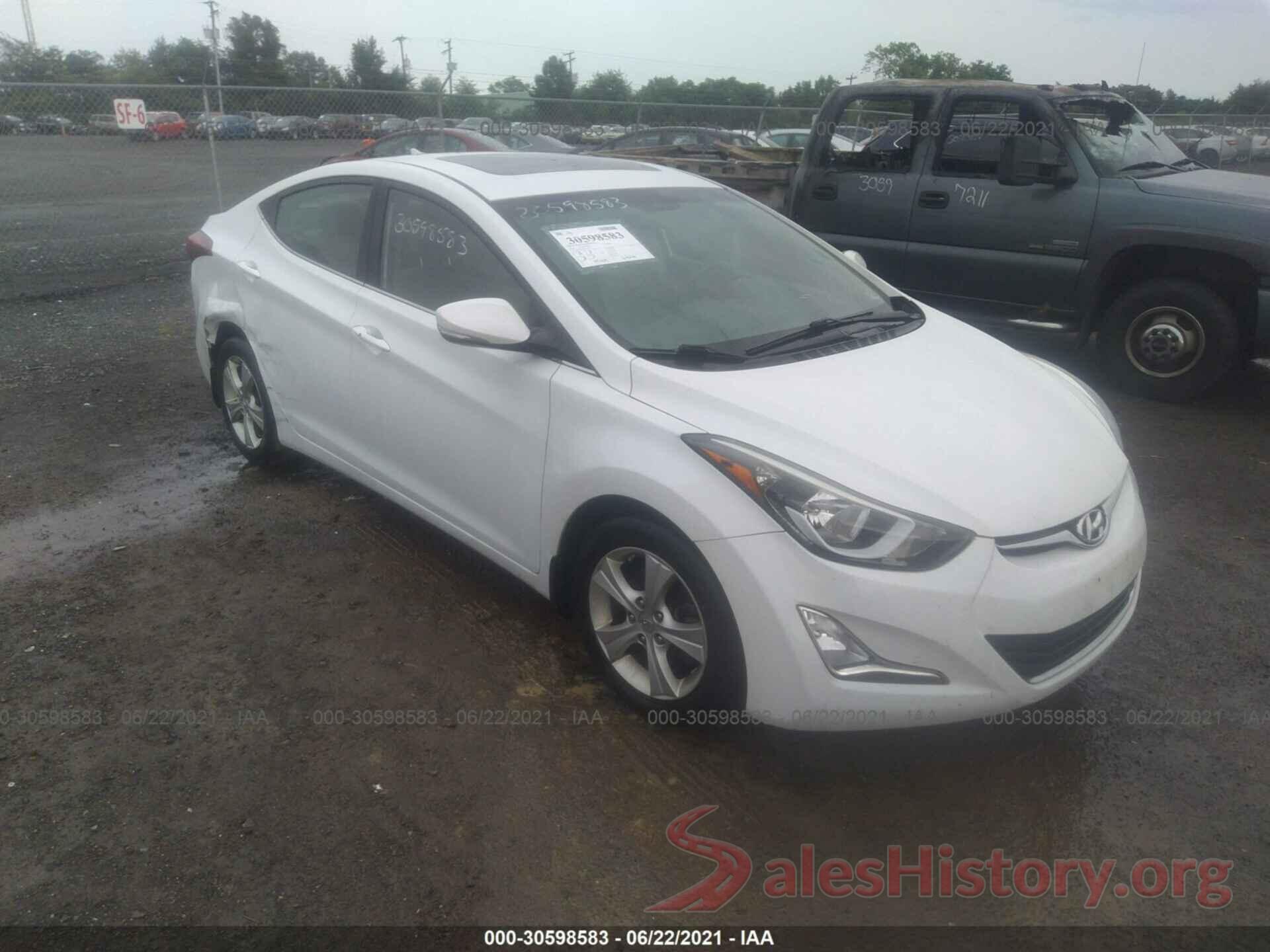 5NPDH4AE4GH723469 2016 HYUNDAI ELANTRA