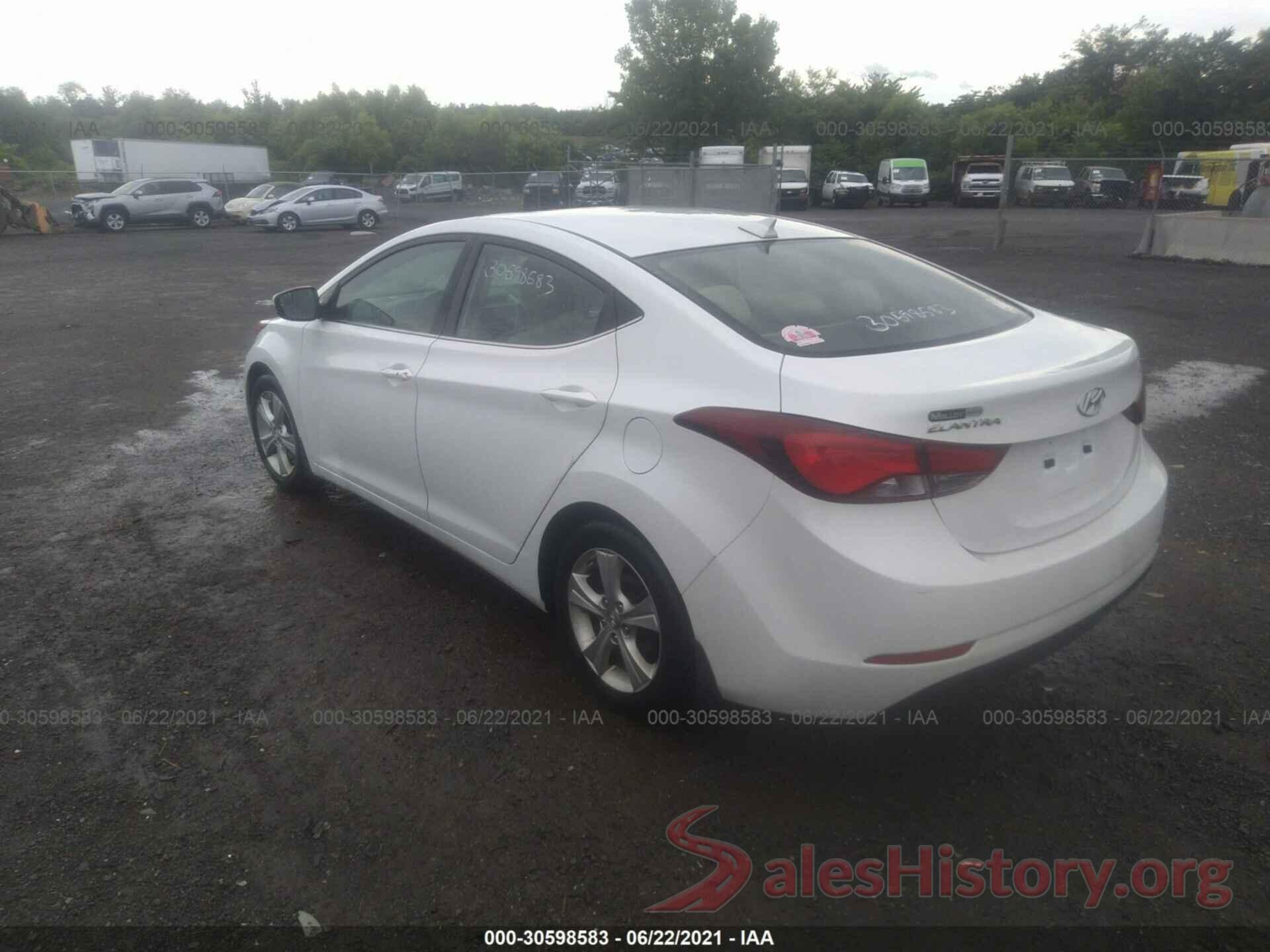 5NPDH4AE4GH723469 2016 HYUNDAI ELANTRA