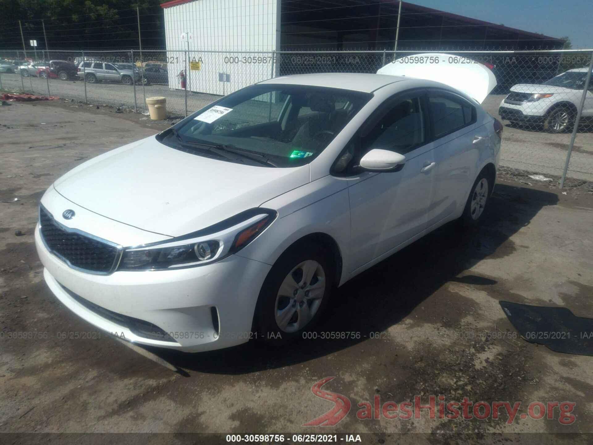 3KPFL4A76JE178251 2018 KIA FORTE