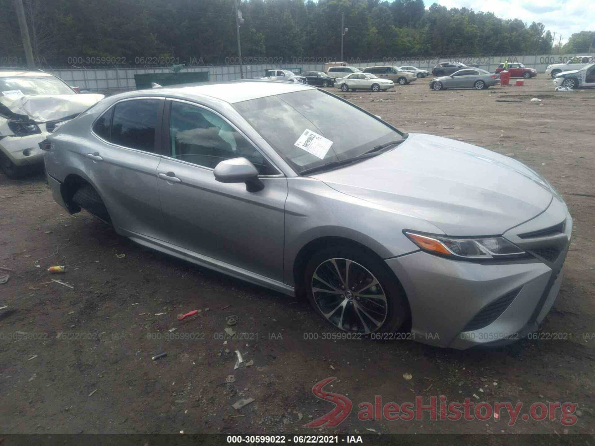 4T1B11HK4KU700371 2019 TOYOTA CAMRY