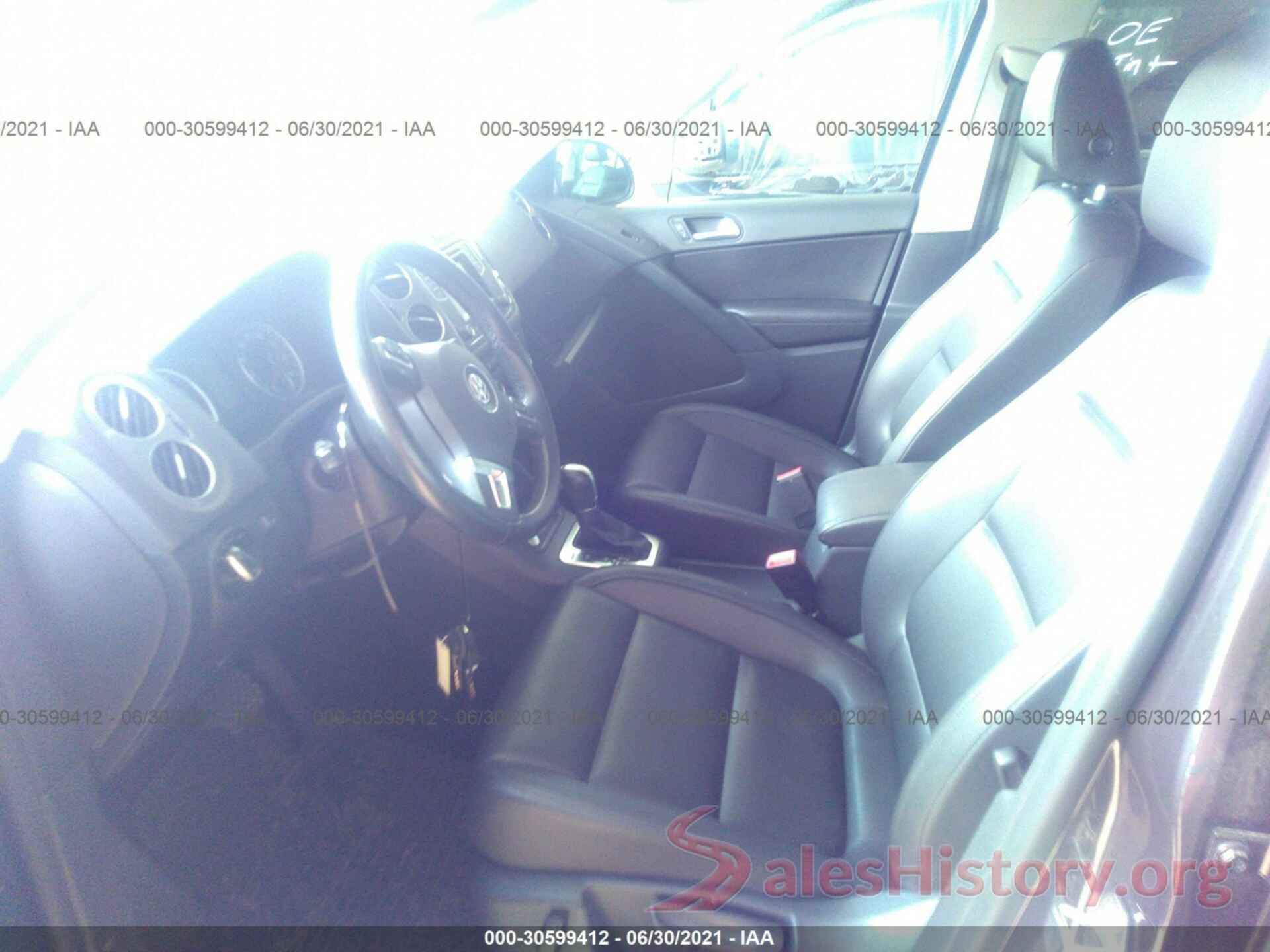 WVGBV7AX9GW550136 2016 VOLKSWAGEN TIGUAN