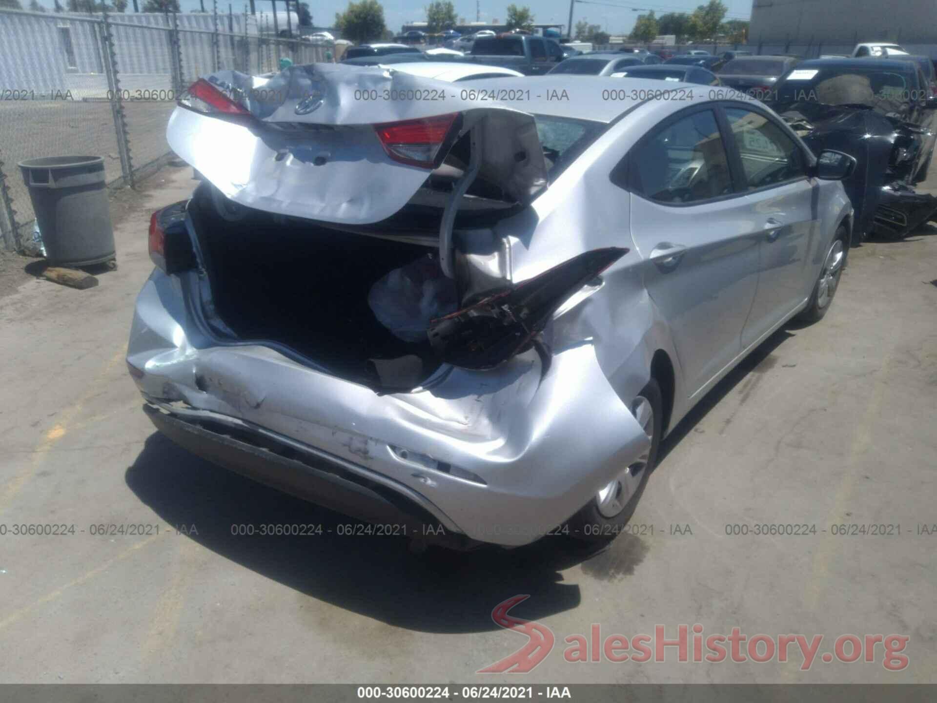 5NPDH4AE6GH670807 2016 HYUNDAI ELANTRA