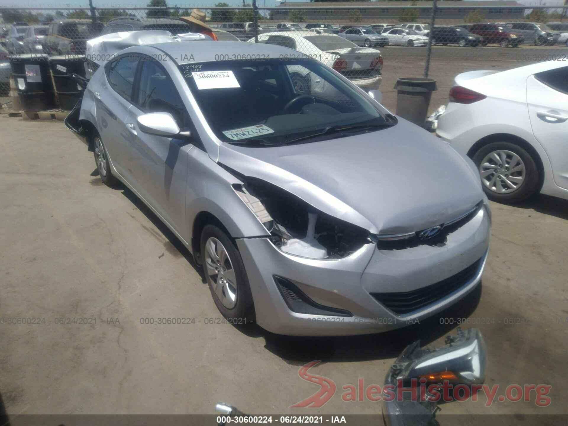 5NPDH4AE6GH670807 2016 HYUNDAI ELANTRA