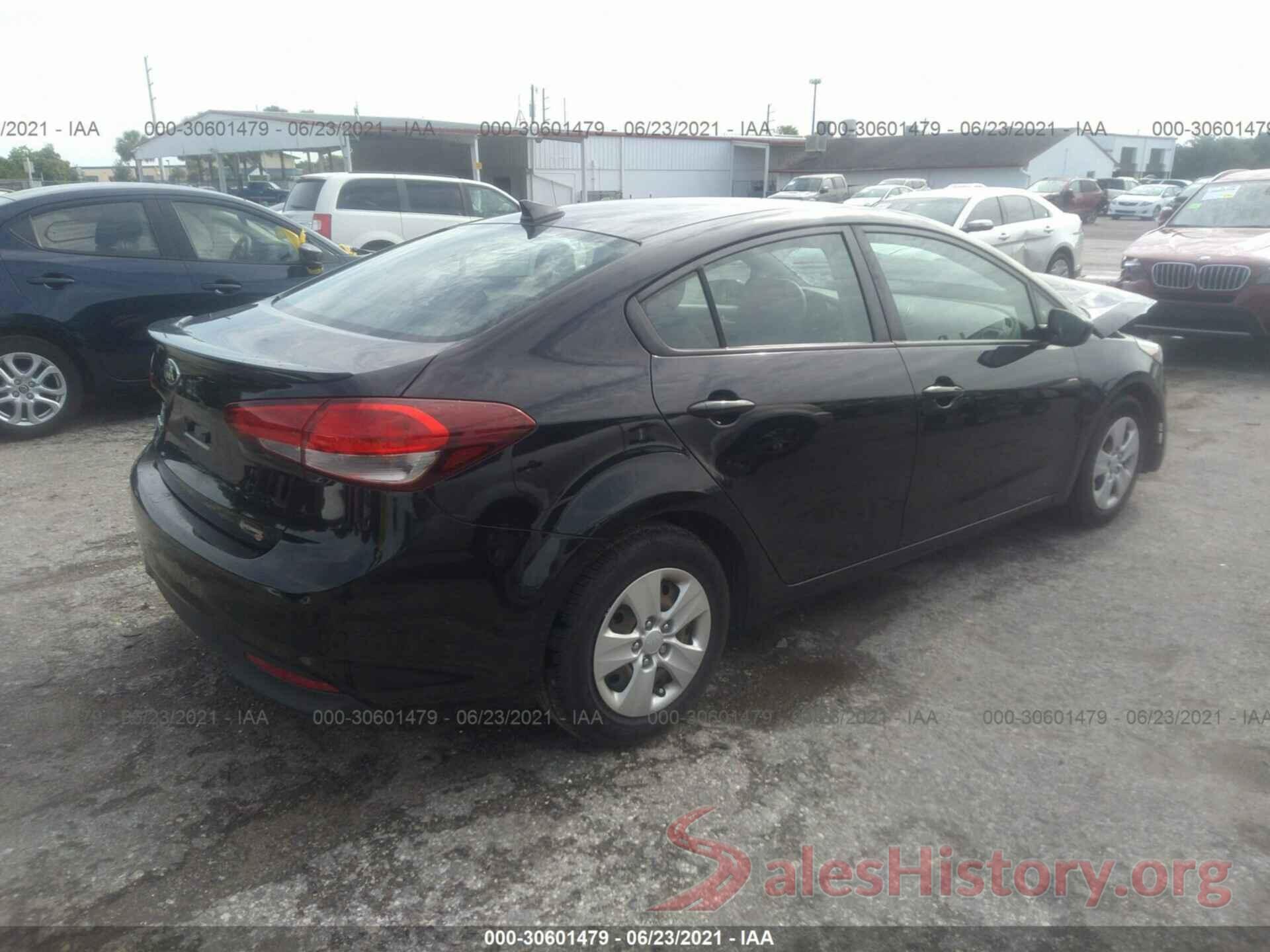 3KPFL4A71JE191277 2018 KIA FORTE