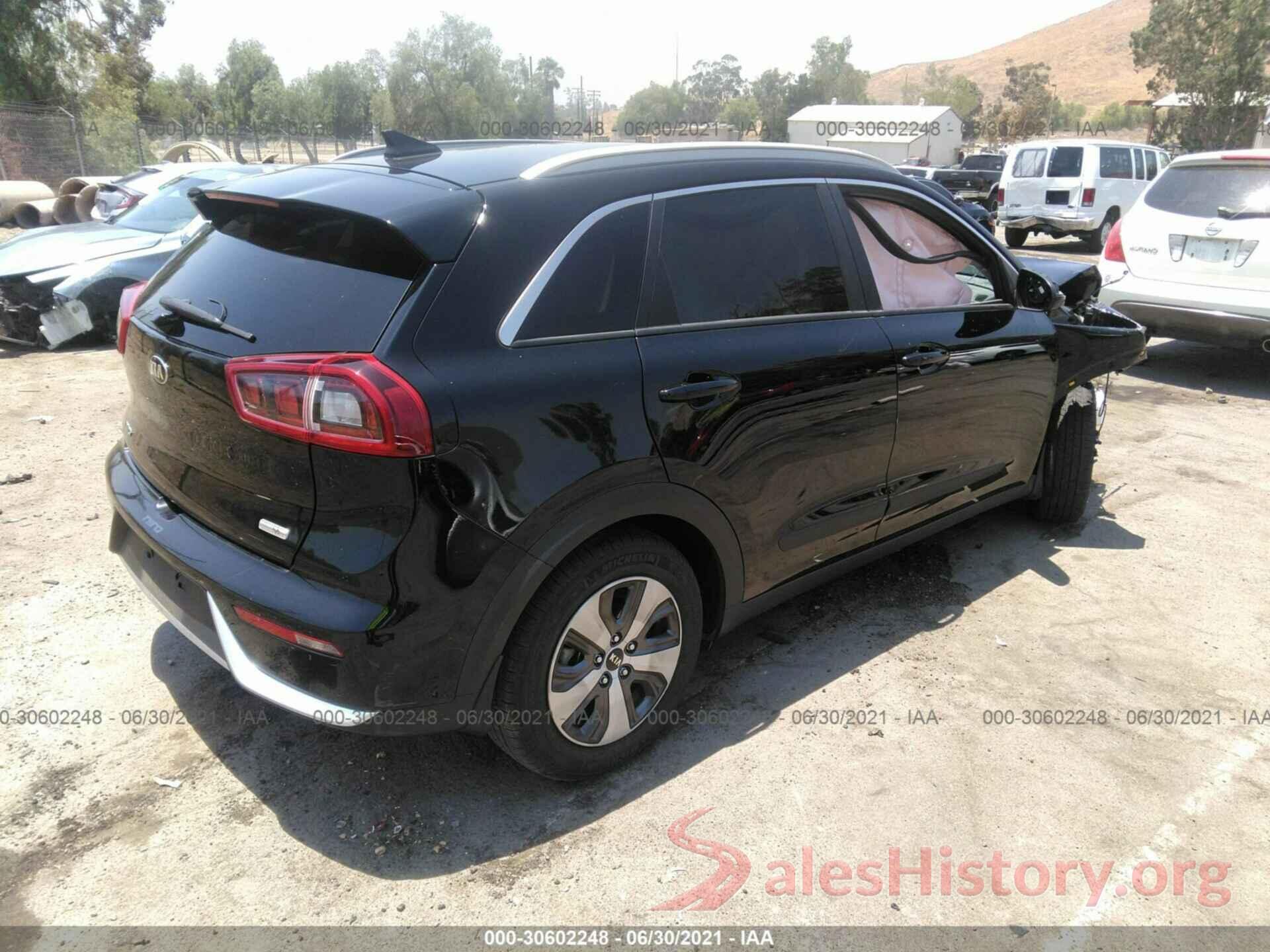 KNDCB3LC9K5310622 2019 KIA NIRO