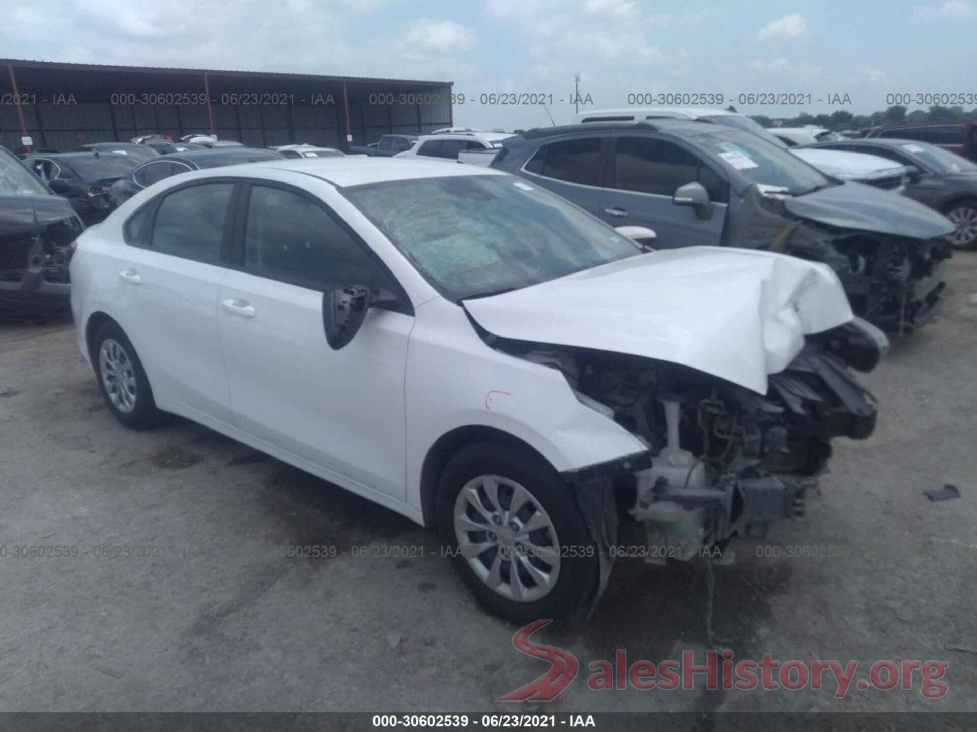 3KPF24ADXKE095528 2019 KIA FORTE