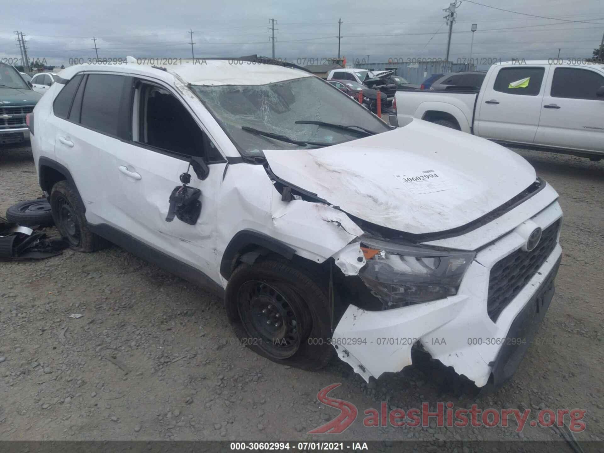 2T3G1RFV5LC105038 2020 TOYOTA RAV4