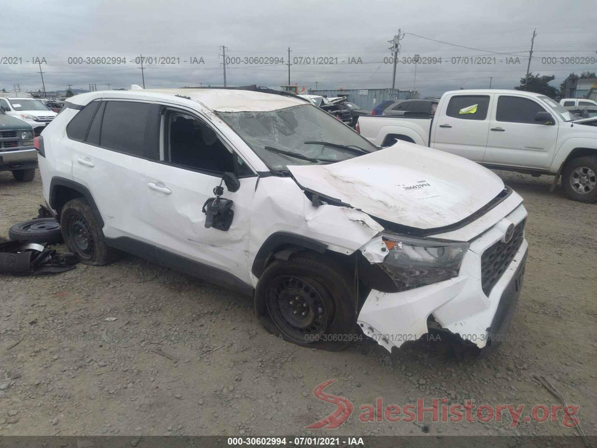 2T3G1RFV5LC105038 2020 TOYOTA RAV4