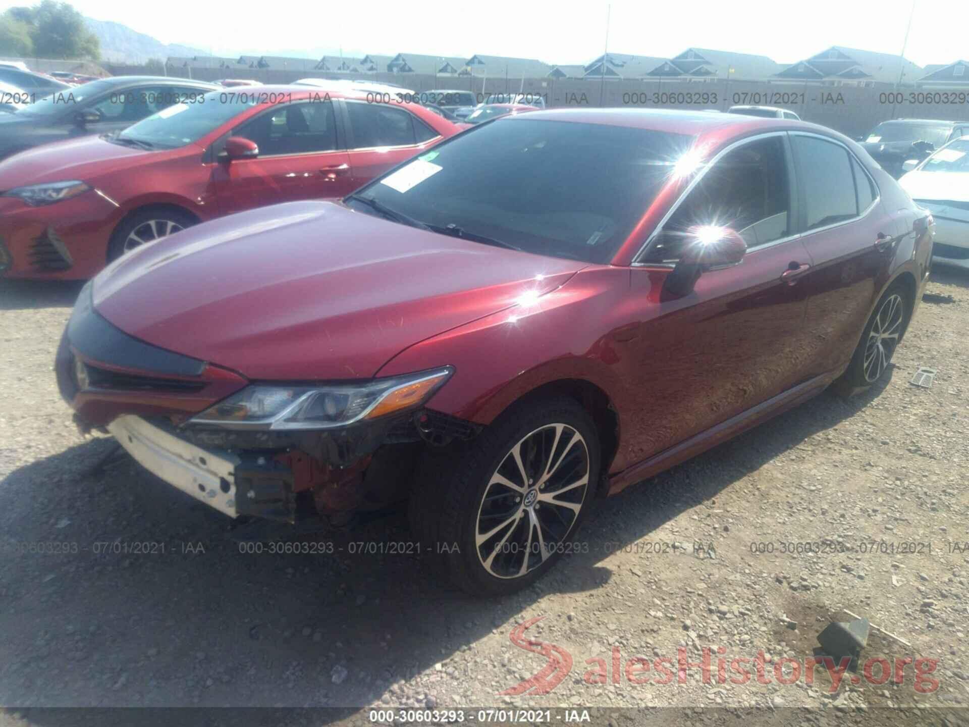 4T1B11HK5JU506320 2018 TOYOTA CAMRY