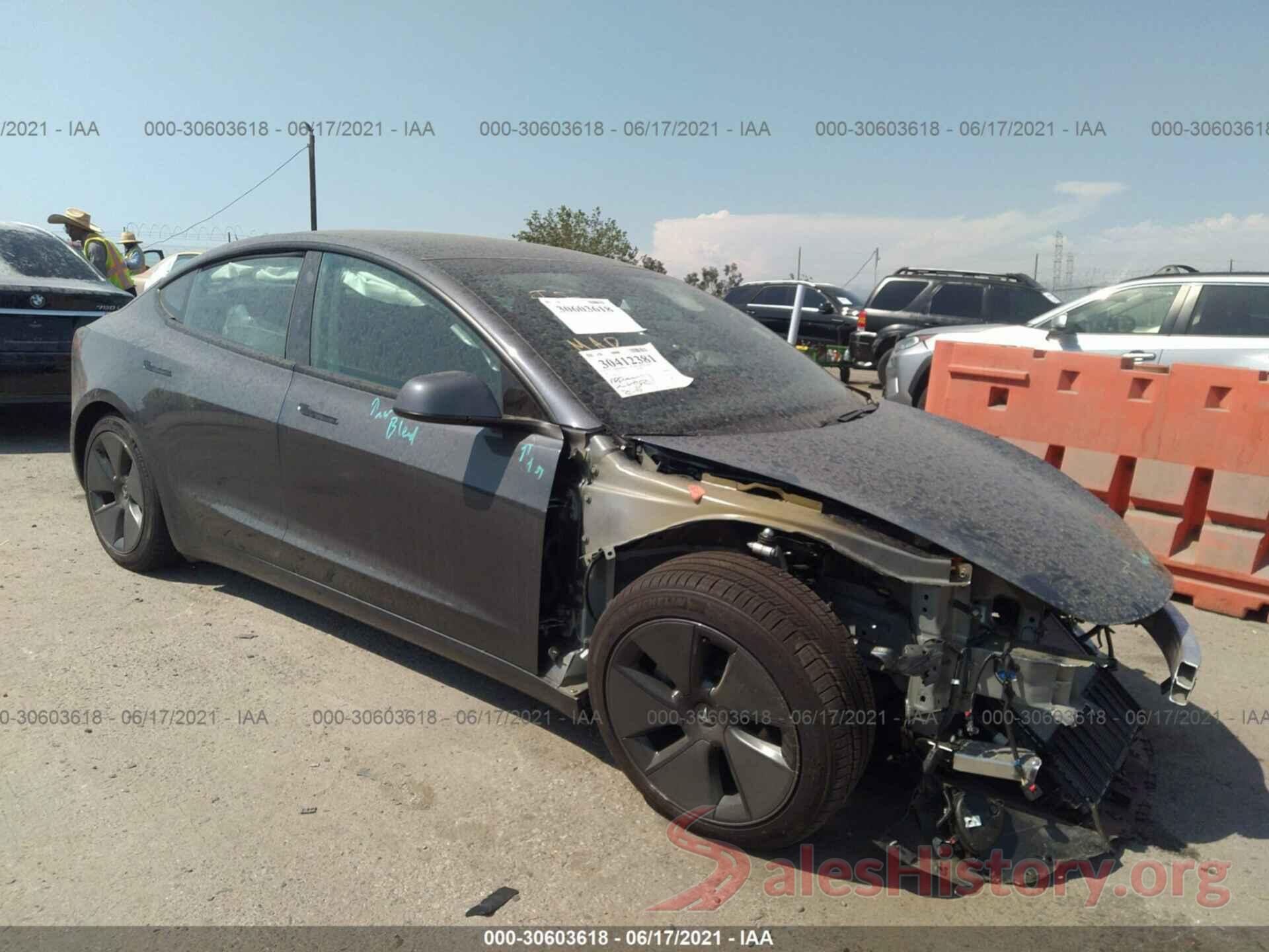 5YJ3E1EB9MF938441 2021 TESLA MODEL 3