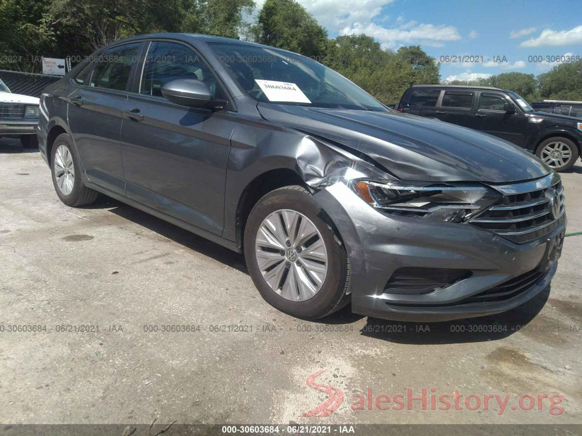 3VWC57BUXKM144904 2019 VOLKSWAGEN JETTA