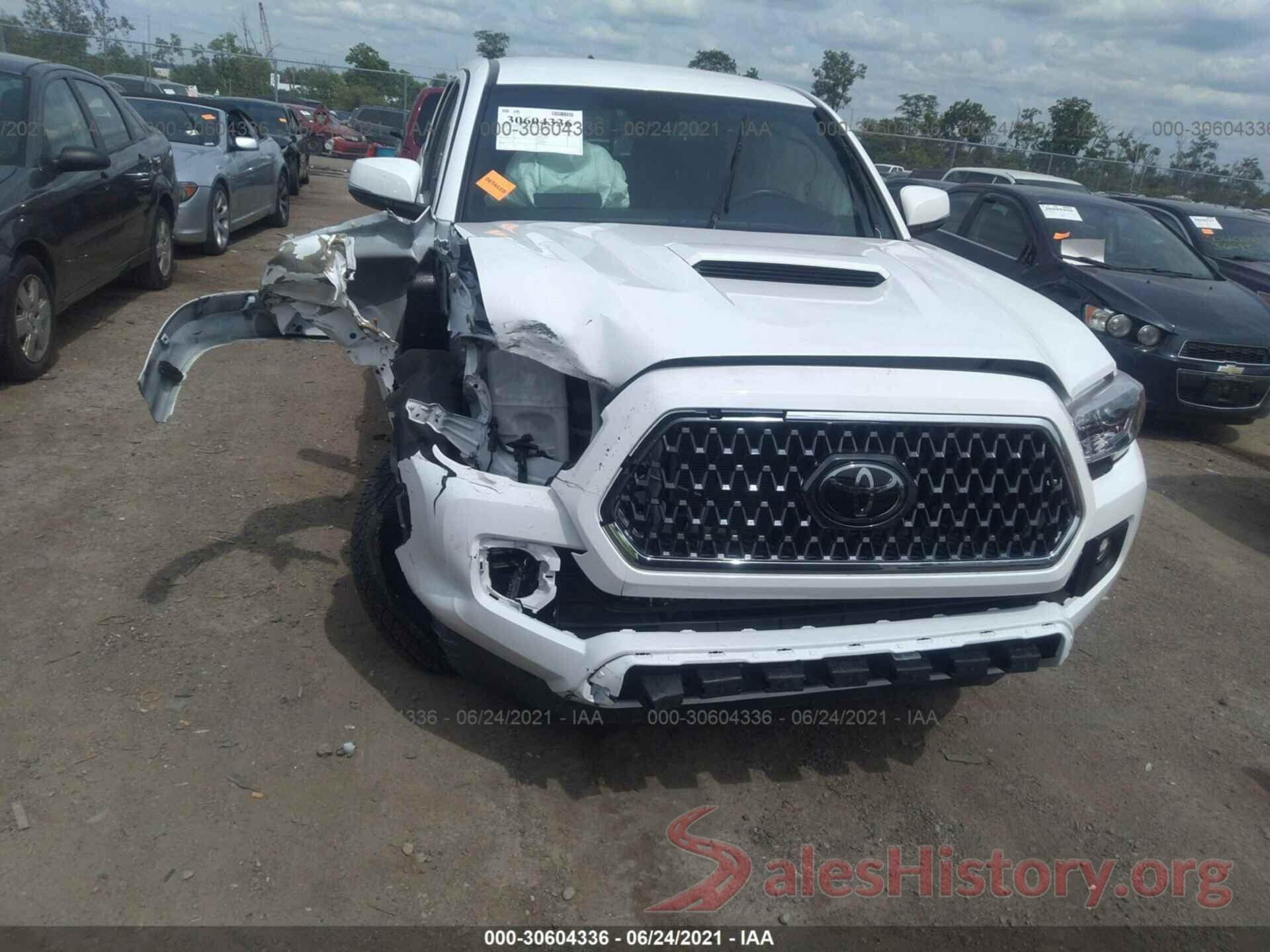 3TMCZ5AN4JM186702 2018 TOYOTA TACOMA